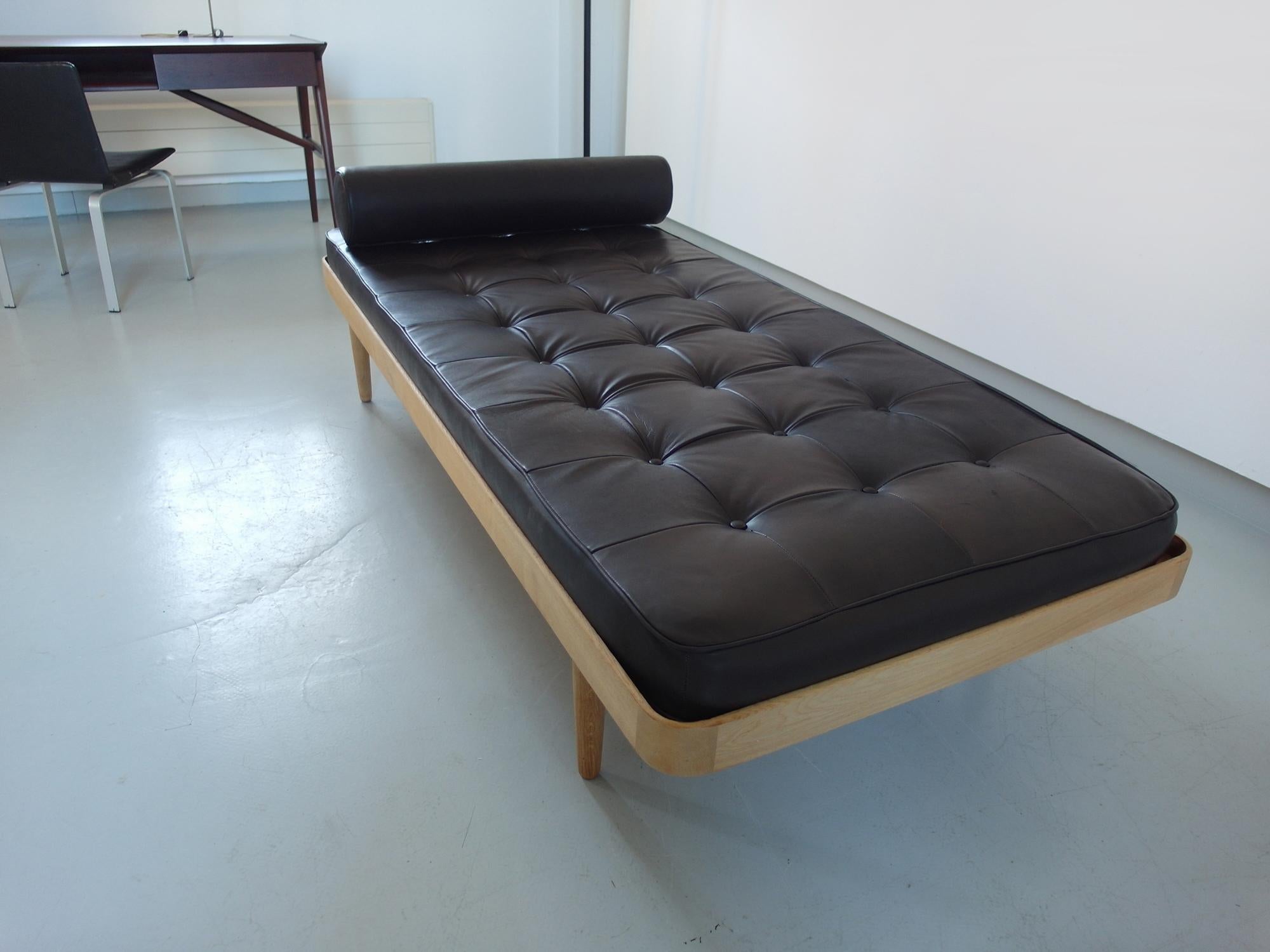 Solid Oak Danish Daybed with Brown-Black Leather Mattress, Denmark, circa 1956 3