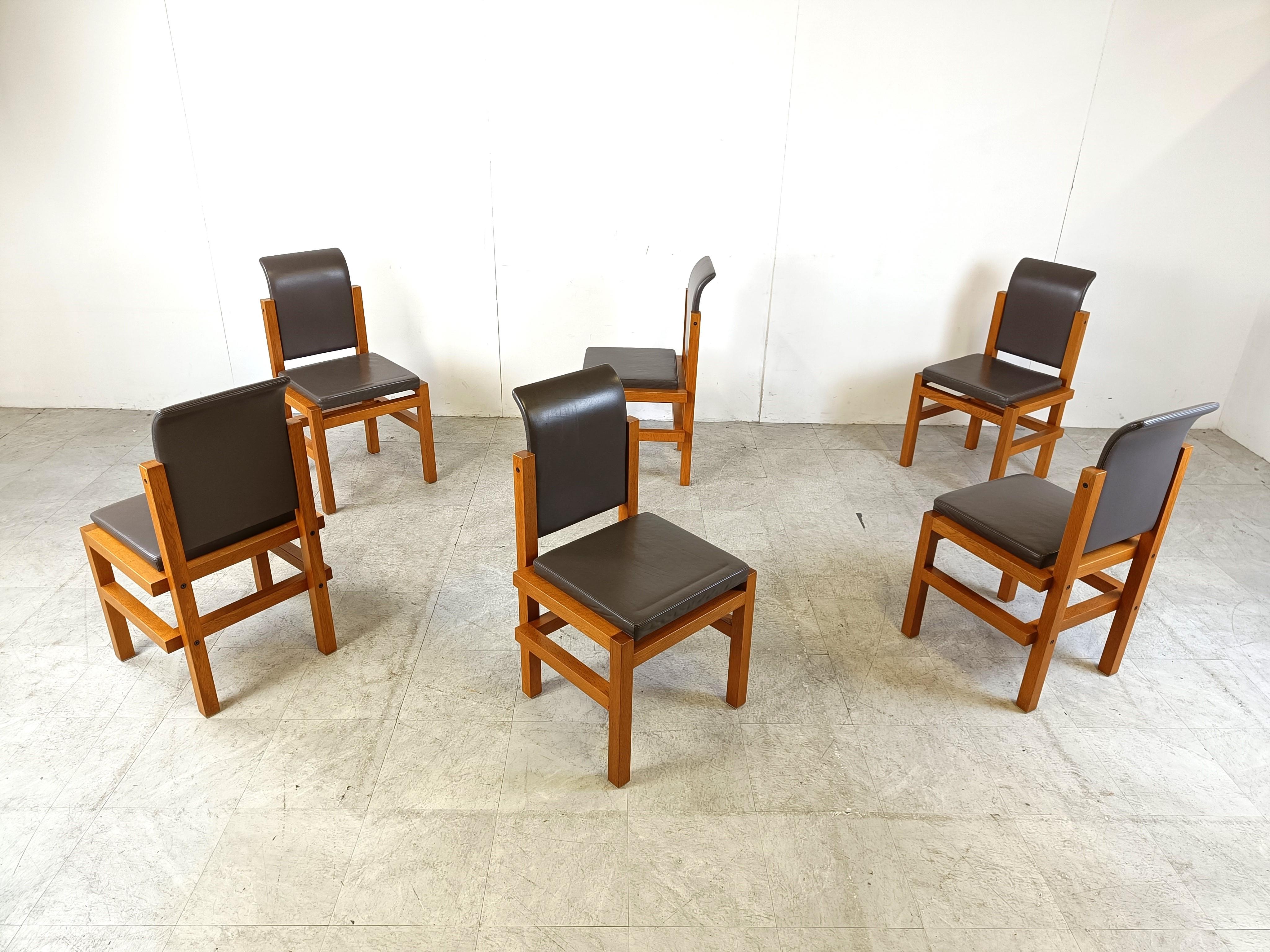 Late 20th Century Solid oak dining chairs by Meubelatelier Vanda, 1970s For Sale