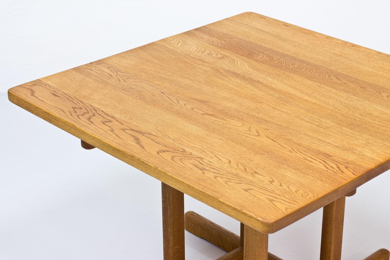 Solid Oak Dining Table by Børge Mogensen, Denmark, 1960s 1