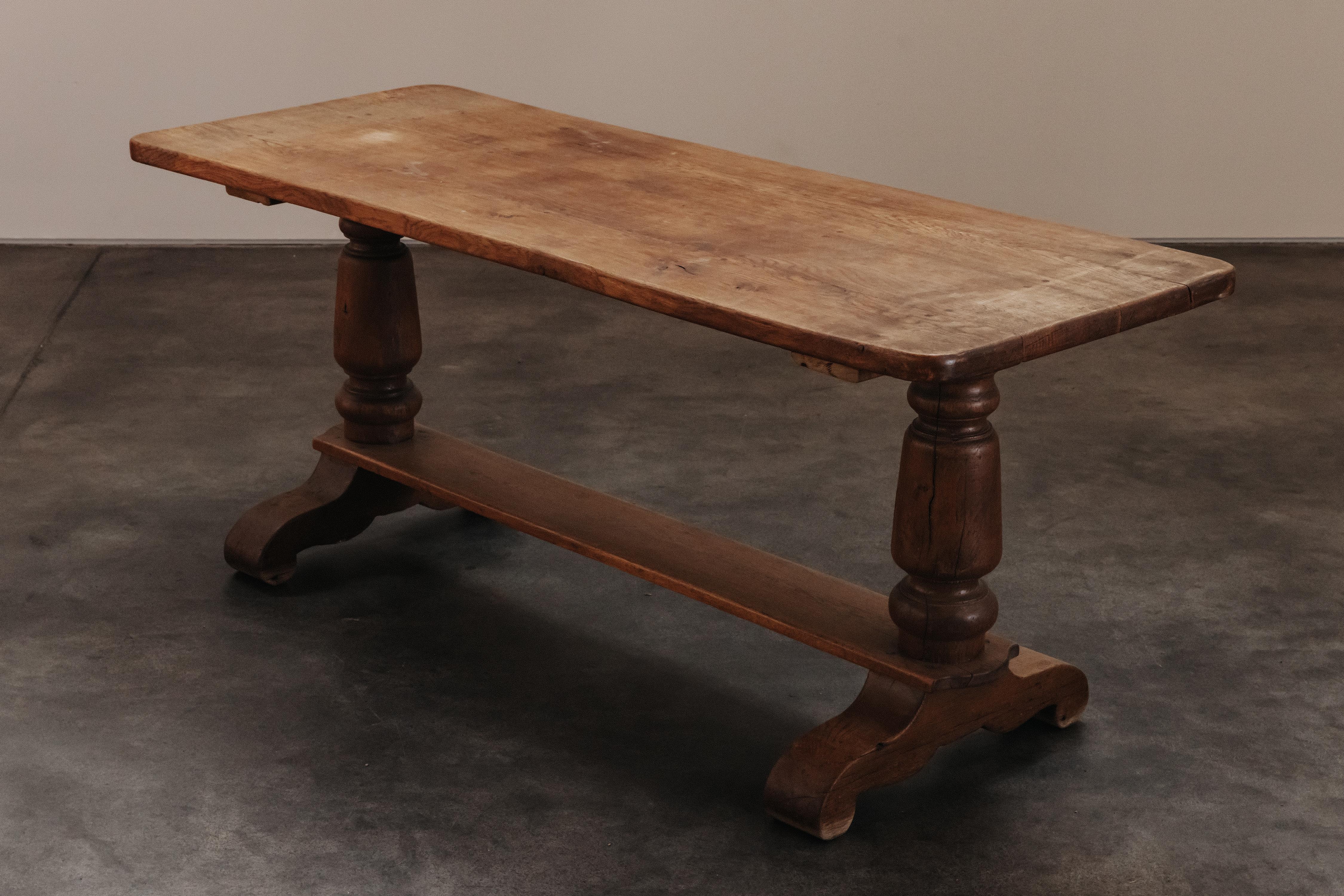 Solid Oak Dining Table From France, Circa 1950 For Sale 1
