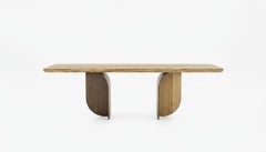 Mesa de comedor de roble macizo con base de hierro lacado a medida de Carlesi Tonelli Studio