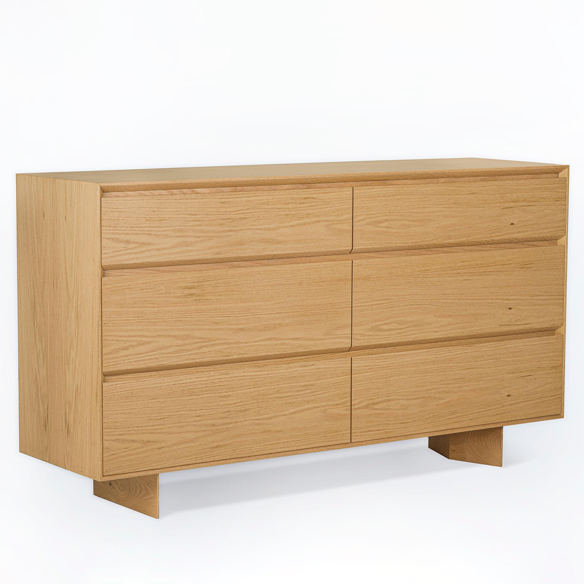 The BEAM Series Solid Oak Drawer Dresser is designed to offer both aesthetic appeal and functionality in your home. Crafted from durable and uniquely textured oak wood, this solid wood bedroom dresser is handcrafted, reflecting the natural beauty