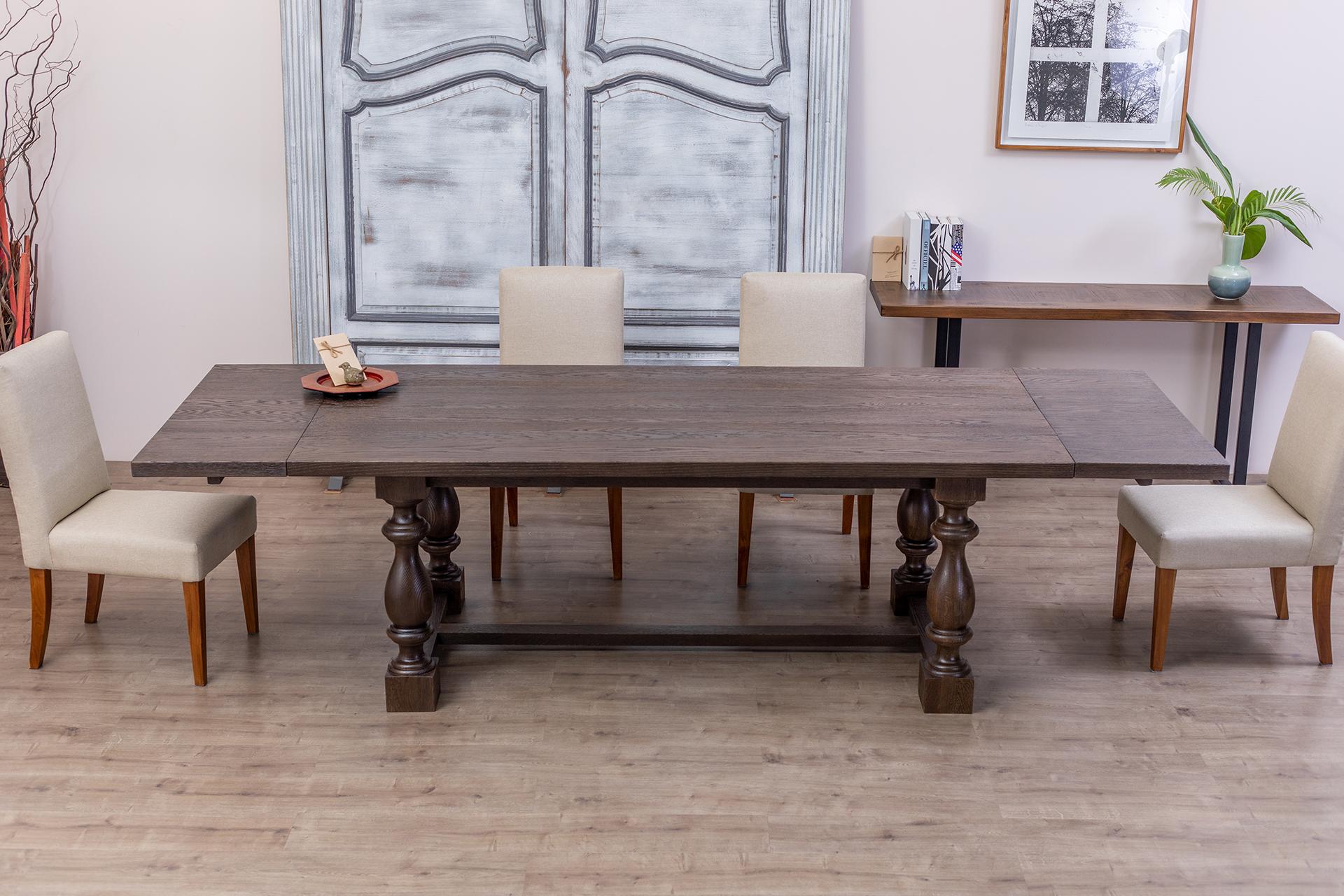 Solid Oak Extension Table in Sandblasted Cocoa For Sale 1