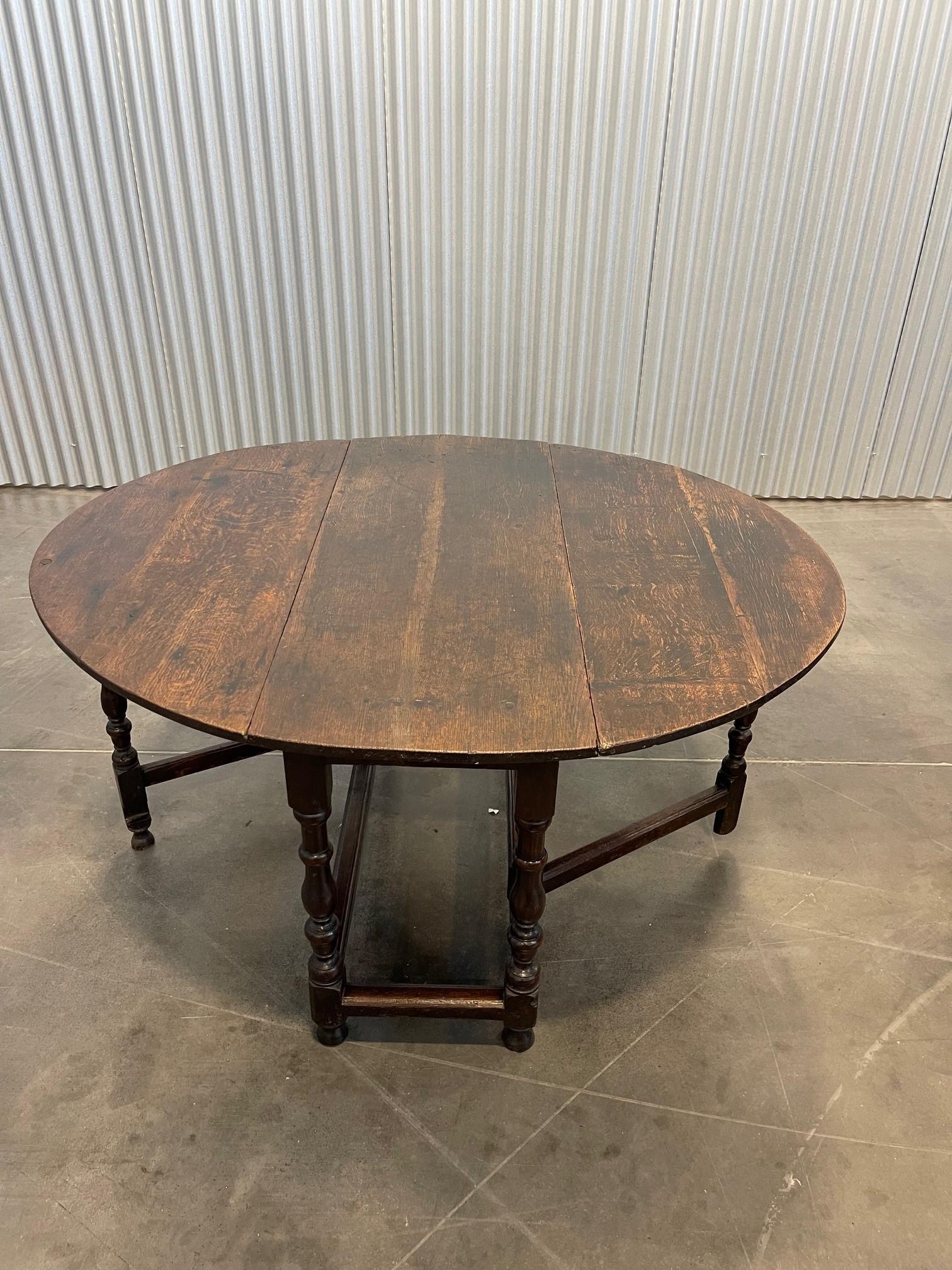 Late 17th Century Solid Oak Gate-Leg Table Circa 1690 For Sale