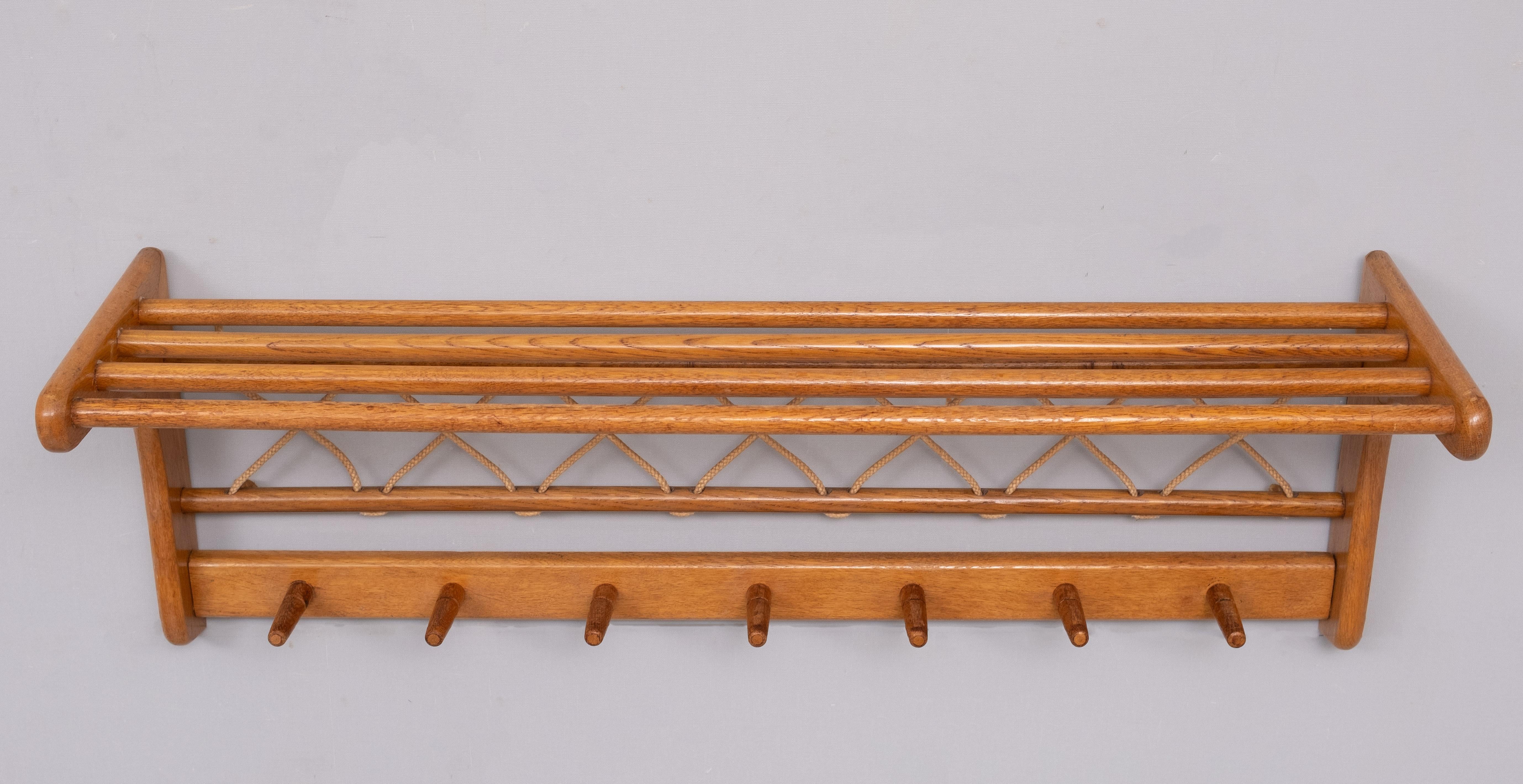 Chêne Porte-manteau suspendu en Oak Oak massif  Johan Wulfers  Hollande des années 1950 en vente