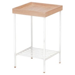 Massiver Beistelltisch/Pflanzenständer aus Eiche Medium - EDGE Serie, mit Metallbeinen