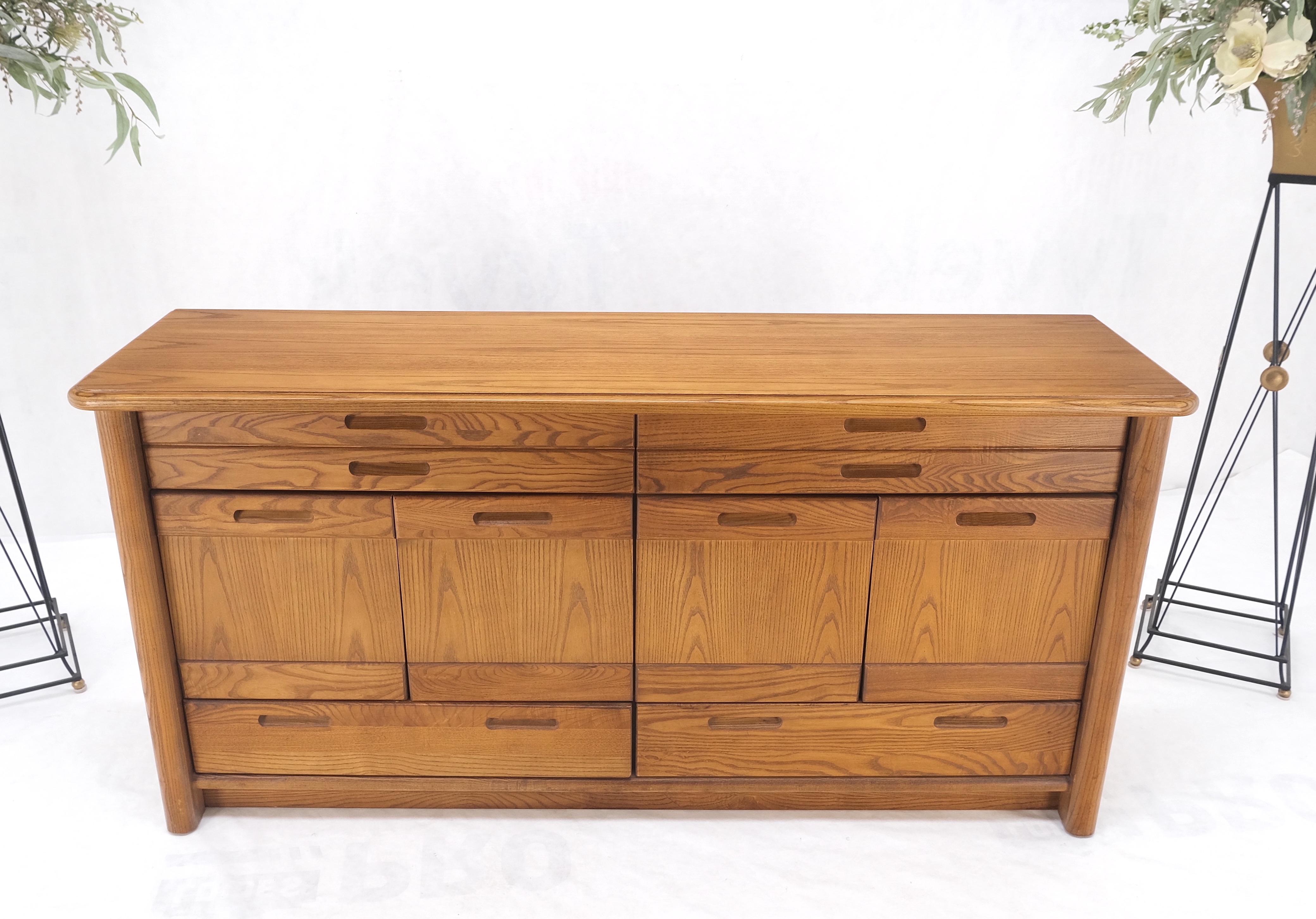 Solid Oak Mid-Century Modern Credenza Server Two Door Compartments Cabinet MINT!