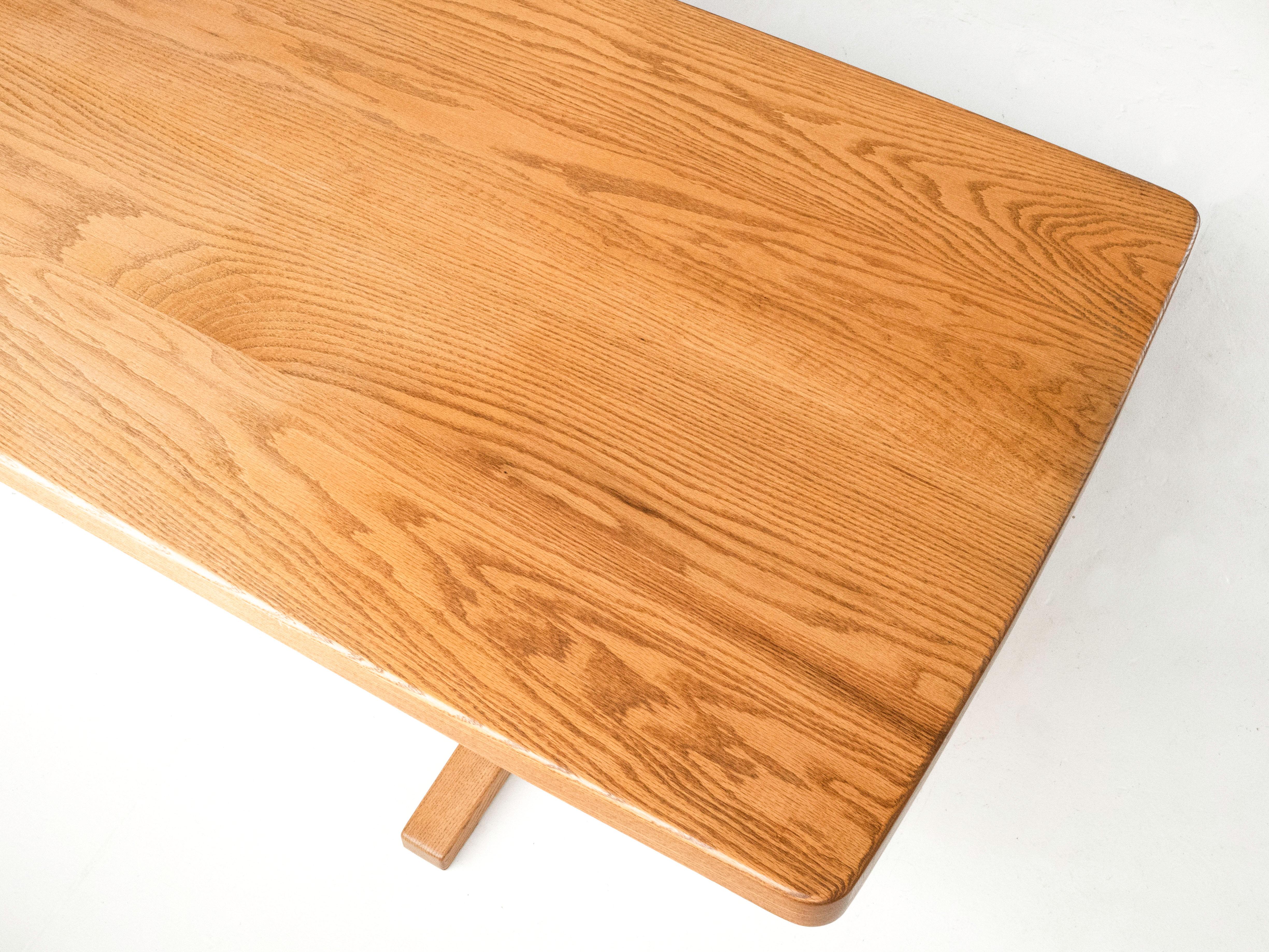 Solid Oak Postmodern Trestle Dining / Conference Extra Large Table, Circa 1980's For Sale 4