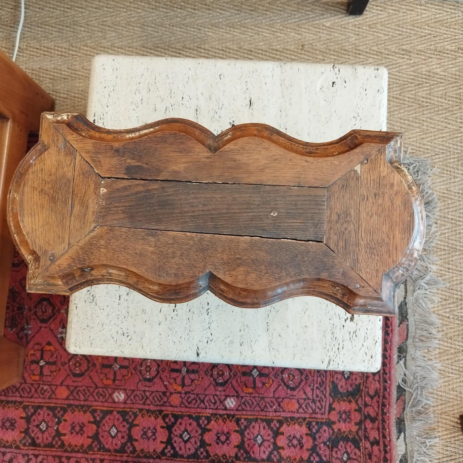 Adorable Louis XV Rococo foot rest in solid oak, from XIXth Century.