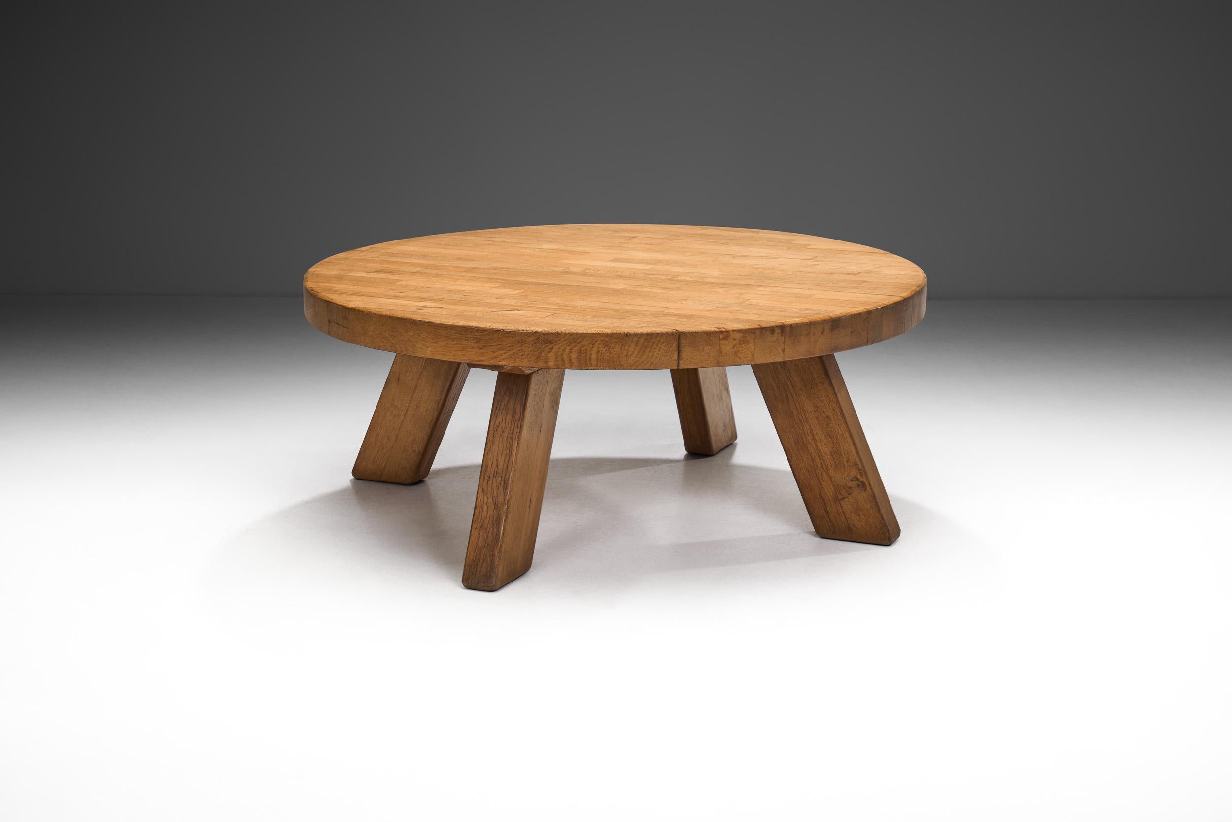 Dutch Solid Oak Round Brutalist Coffee Table, The Netherlands 1970s