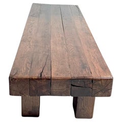 Table basse brutaliste rustique Wabi Sabi en chêne massif, France 1960