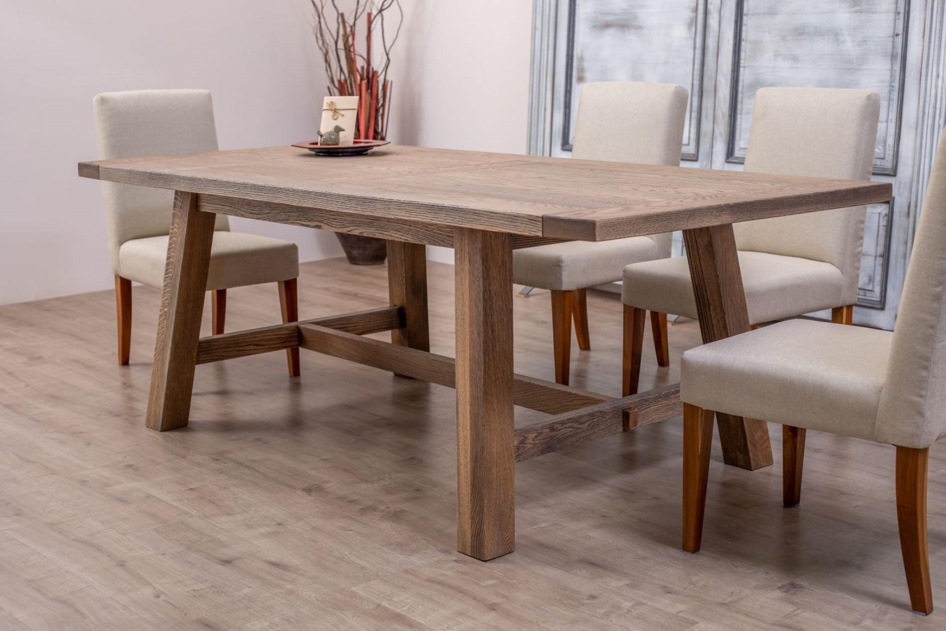 Solid Oak Rustic Farmhouse Dining Table In New Condition For Sale In Boulder, CO