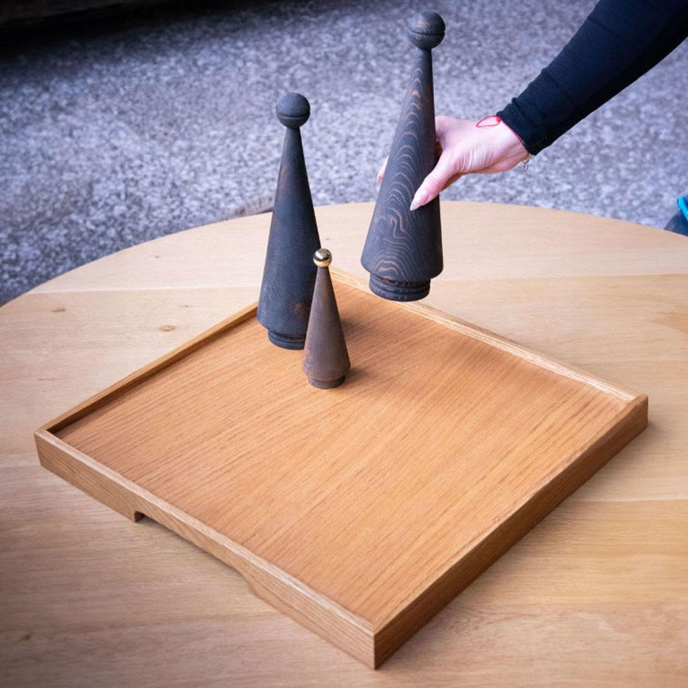 Serviertablett aus massiver Eiche - Serie EDGE, quadratisch (Eichenholz) im Angebot