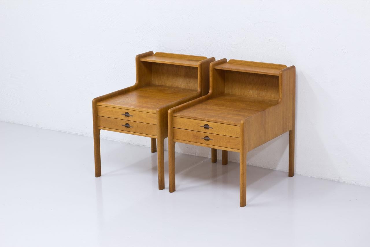 Solid Oak Side/ Bedside Tables, Sweden, 1960s In Good Condition In Stockholm, Stockholms län
