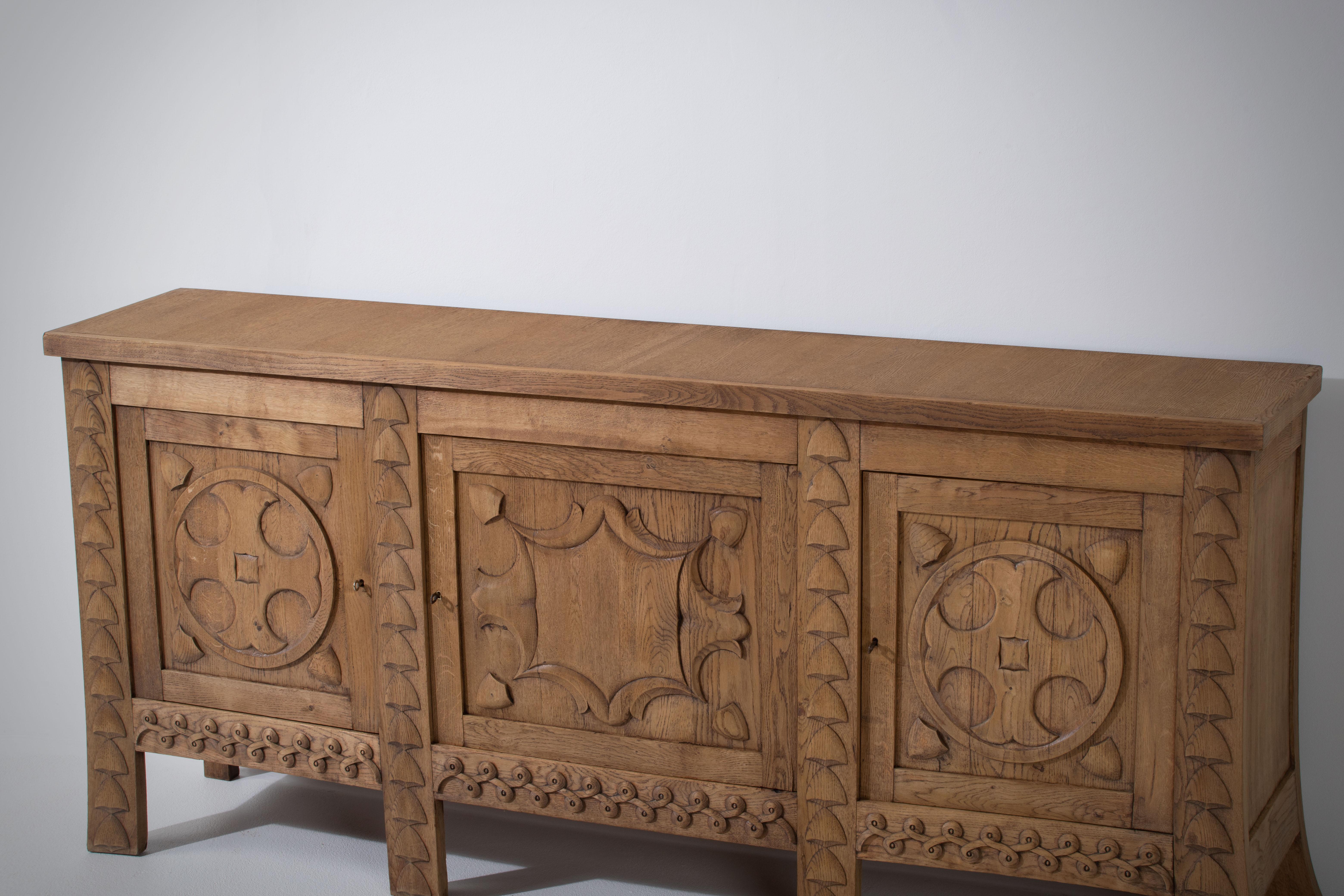 Mid-20th Century Solid Oak Sideboard with hand carved Details, France, 1950