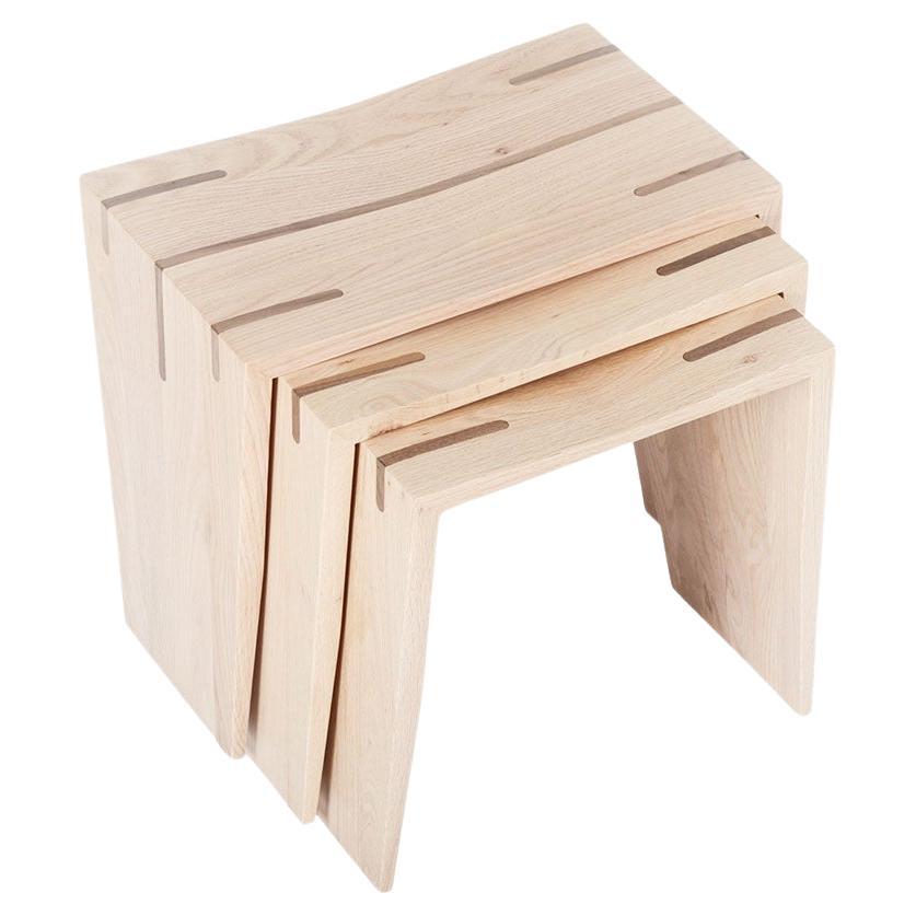 Nouveautés et articles sur mesure Nesting Tables and Stacking Tables