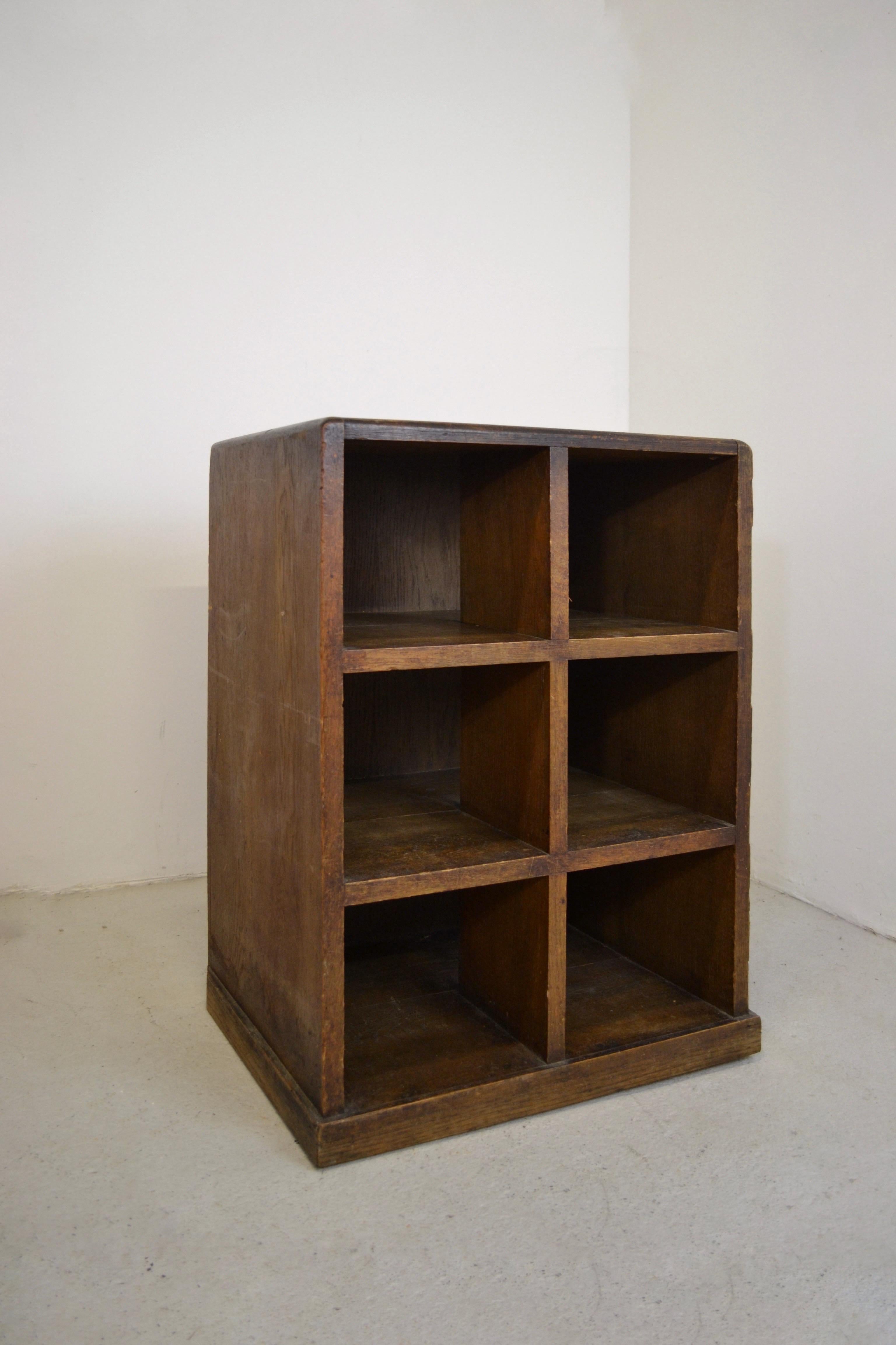 Metà XX secolo Contenitore in Oak massiccio, Francia, anni '30 in vendita