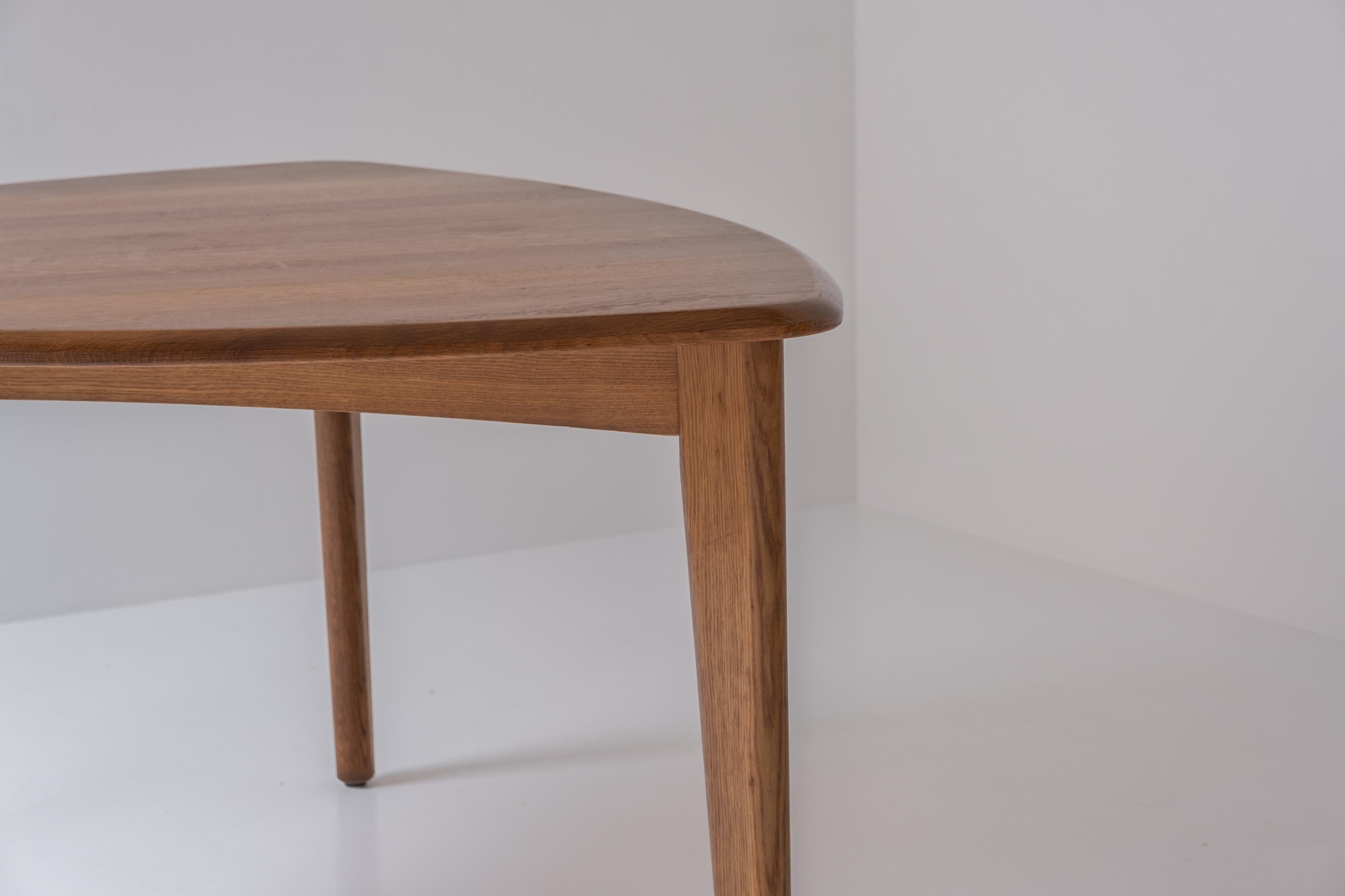 Solid Oak Triangle Shaped Dining Table from France, Designed in the 1960s In Good Condition In Antwerp, BE
