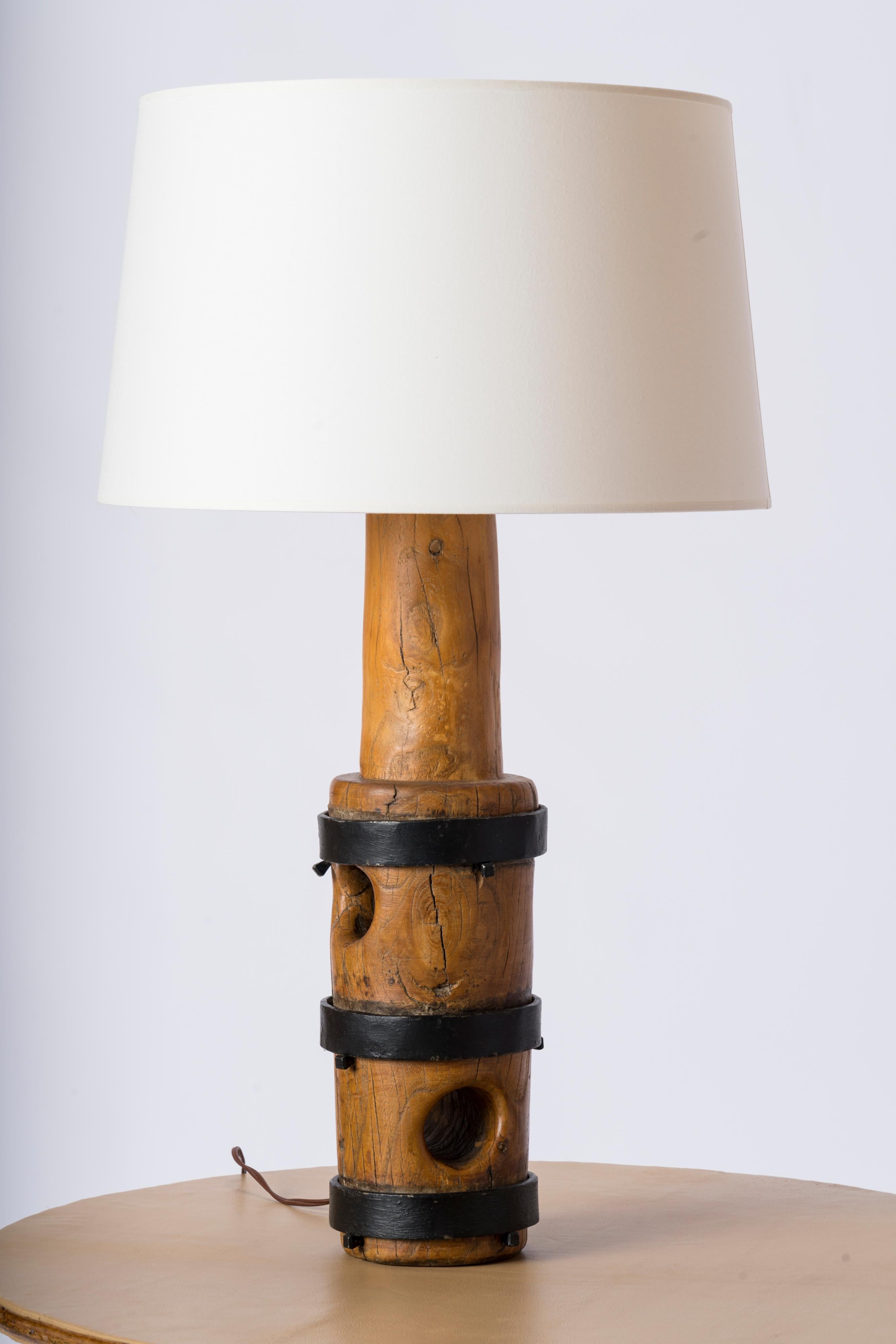 French Solid Oak & Wrought Iron Brutalist Table Lamp - France 1970s For Sale