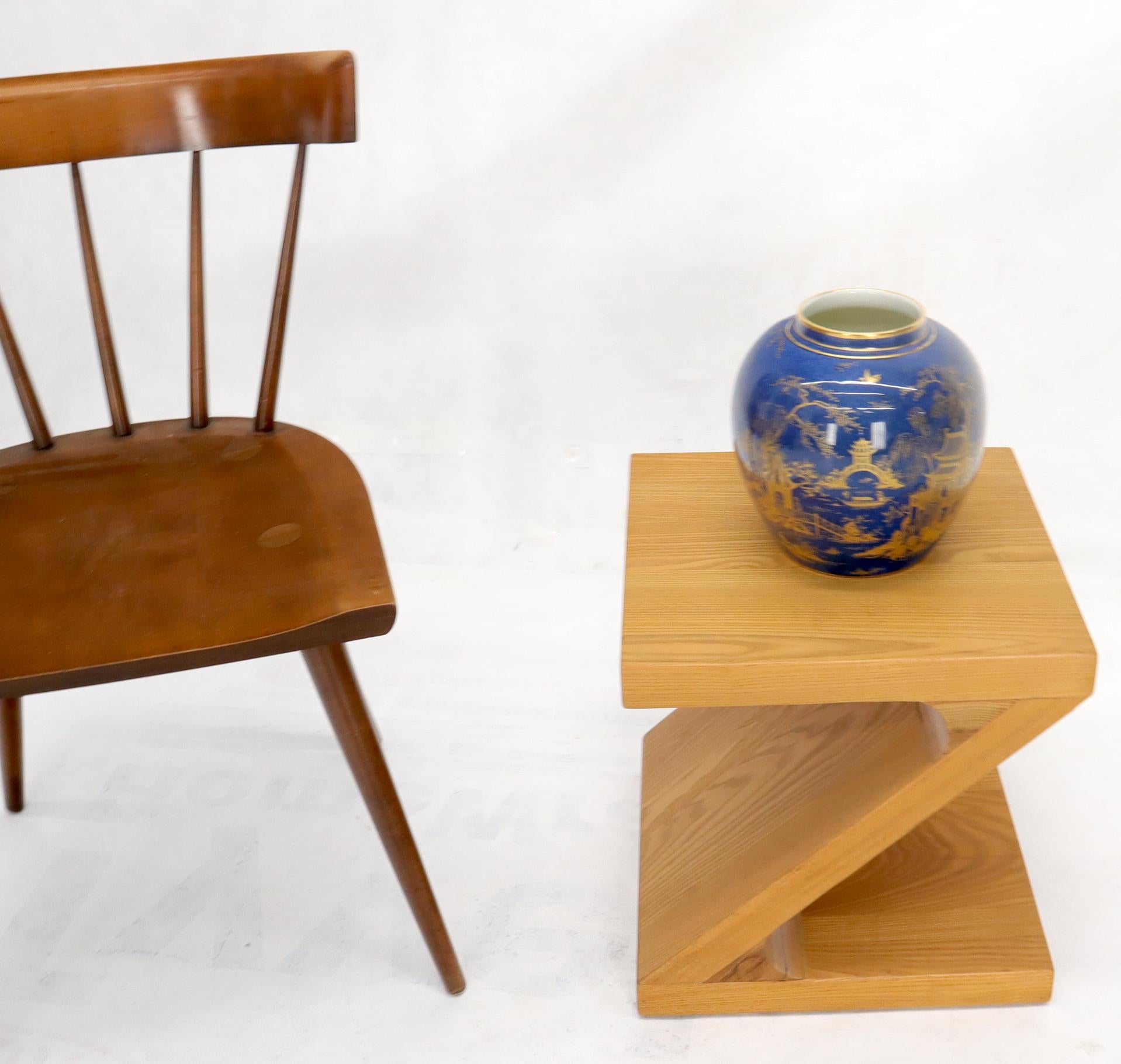 Mid-Century Modern Z-shape stand end side stand table made of solid oak.