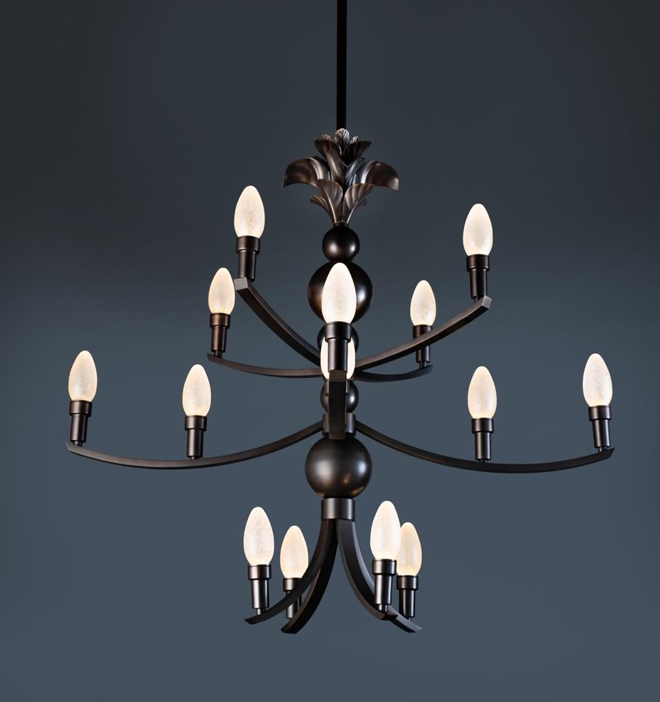 Il lampadario per esterni Maluhia in ottone massiccio oliato di Elisterno - porta un nuovo livello di lusso negli spazi esterni.  Elisterno Outdoors è specializzata in illuminazione per esterni con am designs e costruzioni ispirati a stili classici