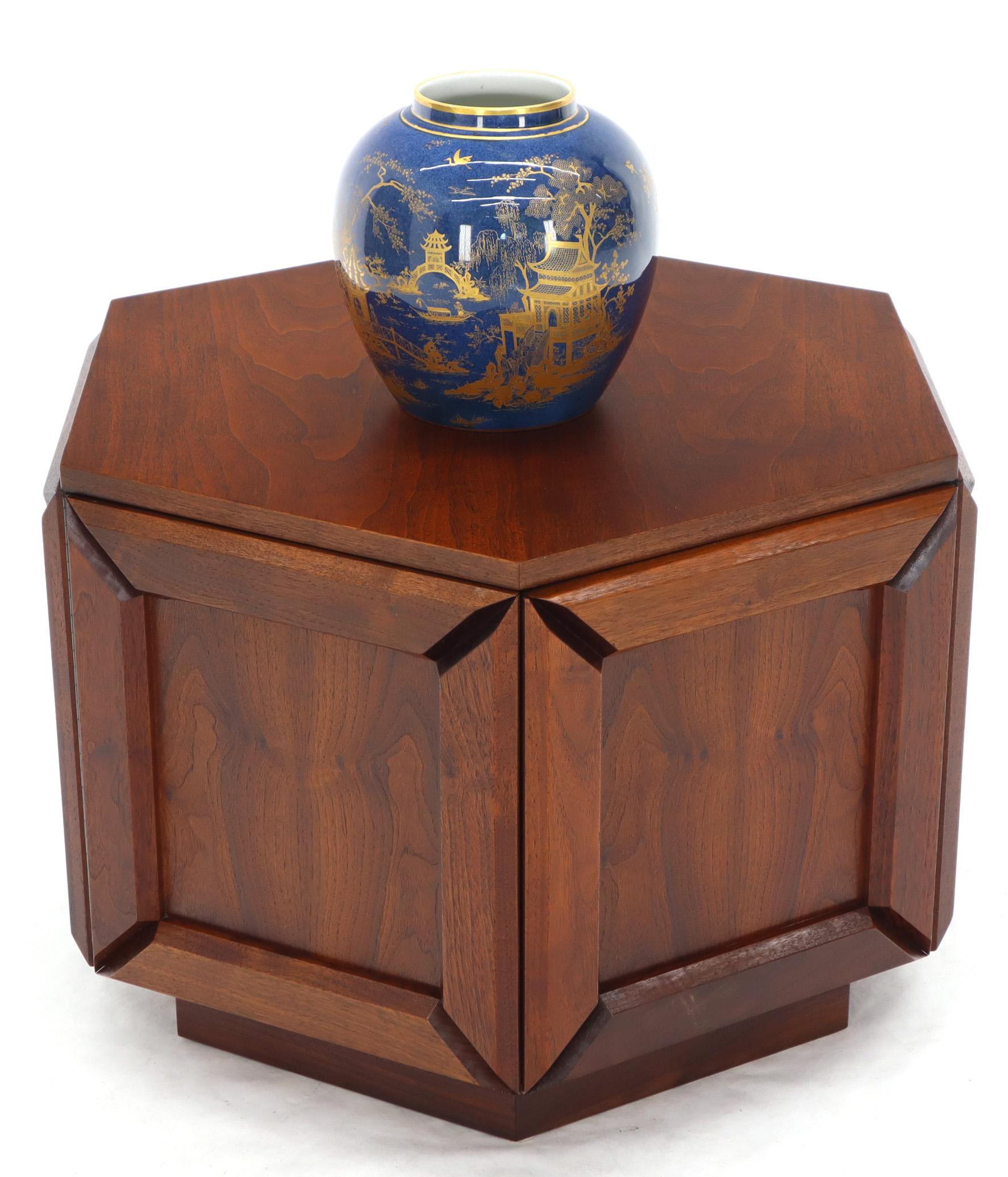 Solid Oiled Walnut Heavy Face Sides Hexagon Shape Side Center Occasional Table For Sale 2