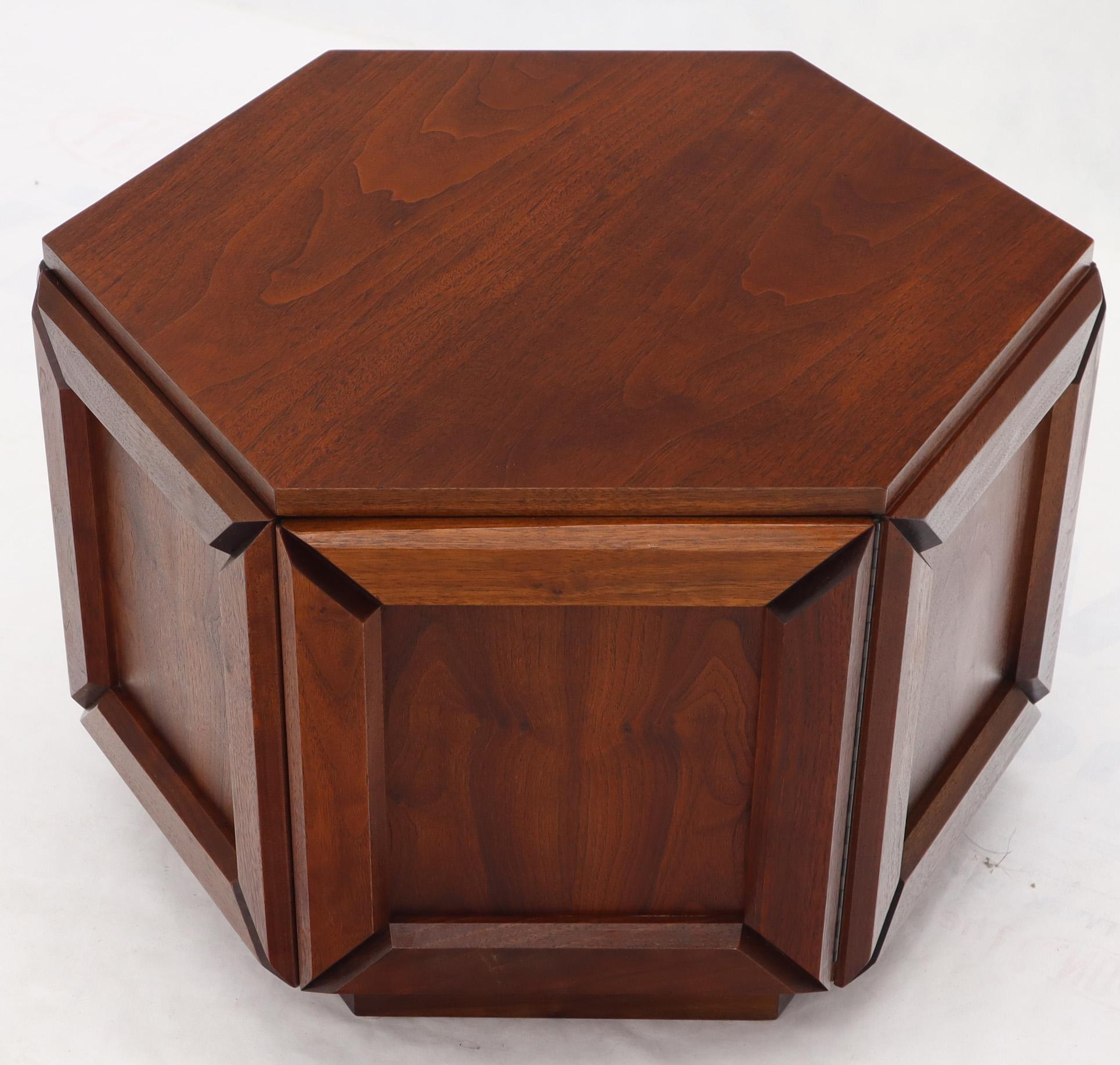 Mid-Century Modern Solid Oiled Walnut Heavy Face Sides Hexagon Shape Side Center Occasional Table For Sale