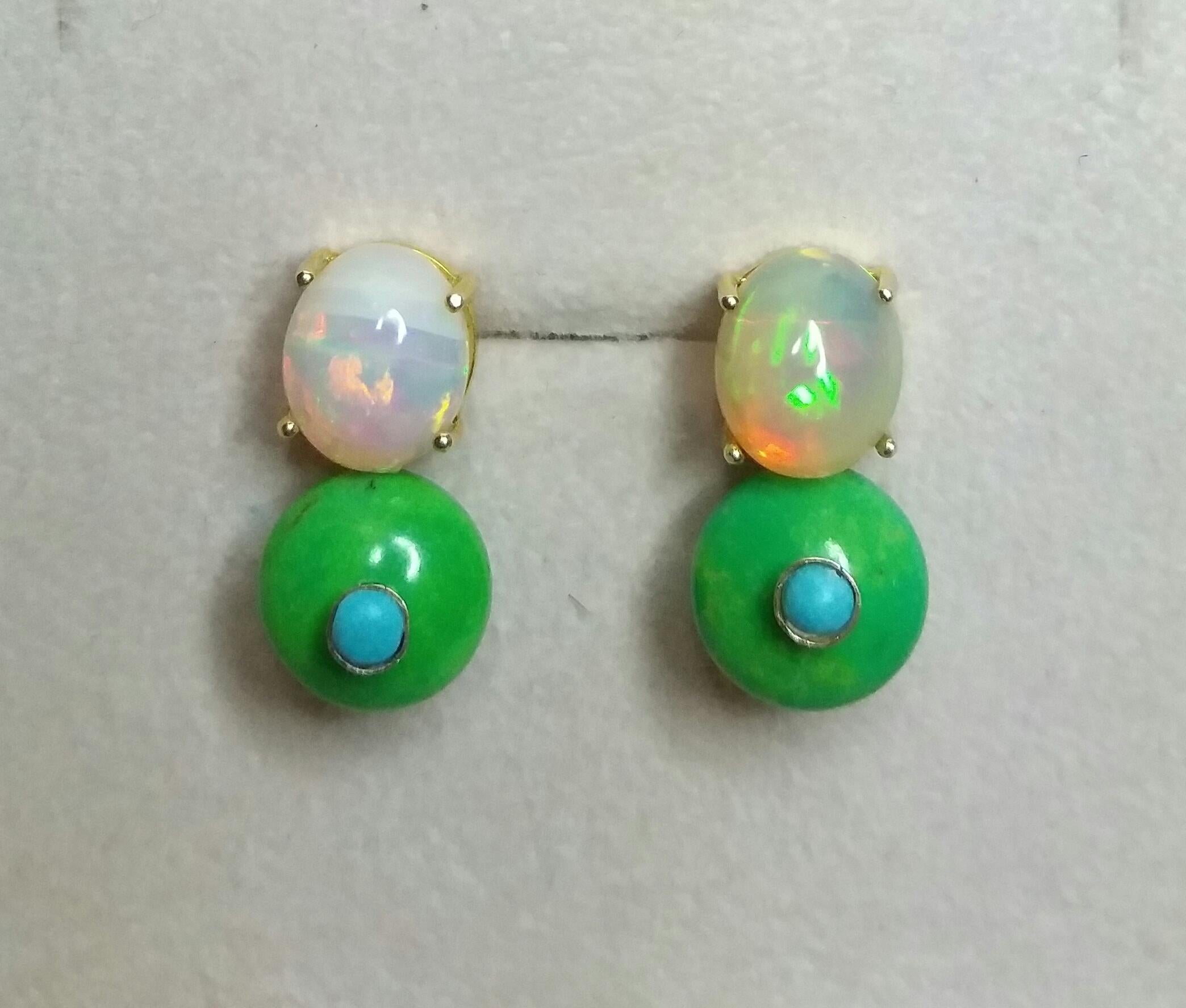 Solid Opal Cabochons Turkmenistan Green Turquoise Blue Turquoise Gold Earrings In Good Condition In Bangkok, TH