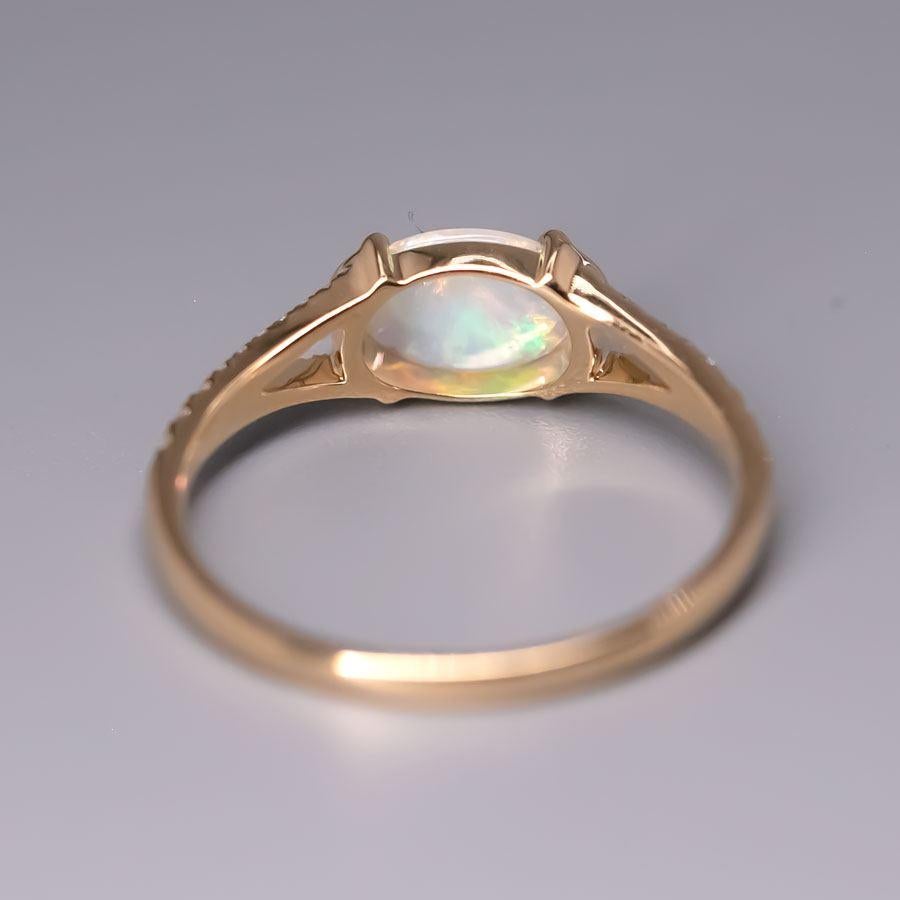Bague de fiançailles à tige fendue avec sertissage pavé en or jaune 18 carats Unisexe en vente