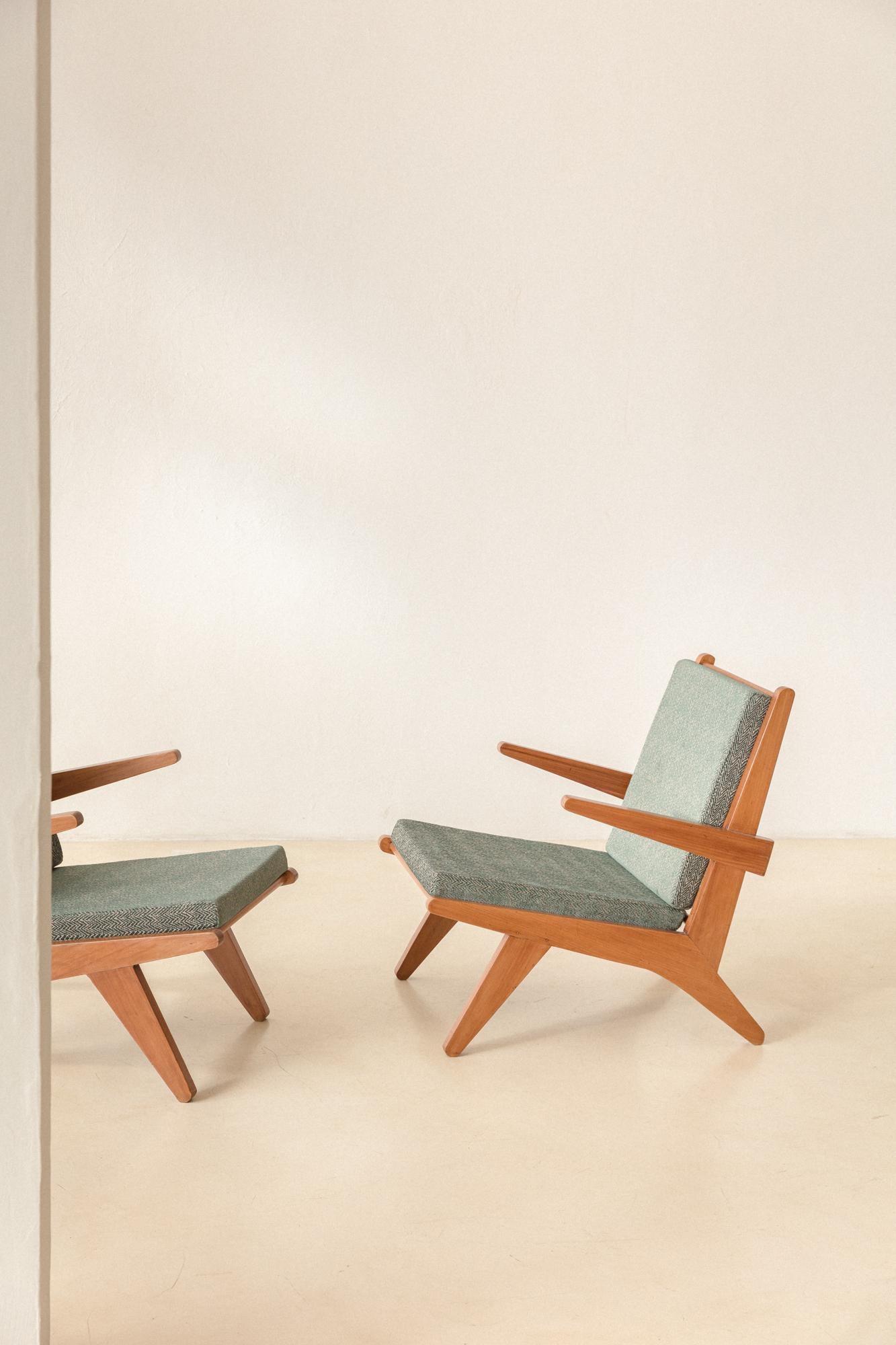 Solid Pau Marfim Armchair, 1950s, Brazilian Mid-century Modern For Sale 5