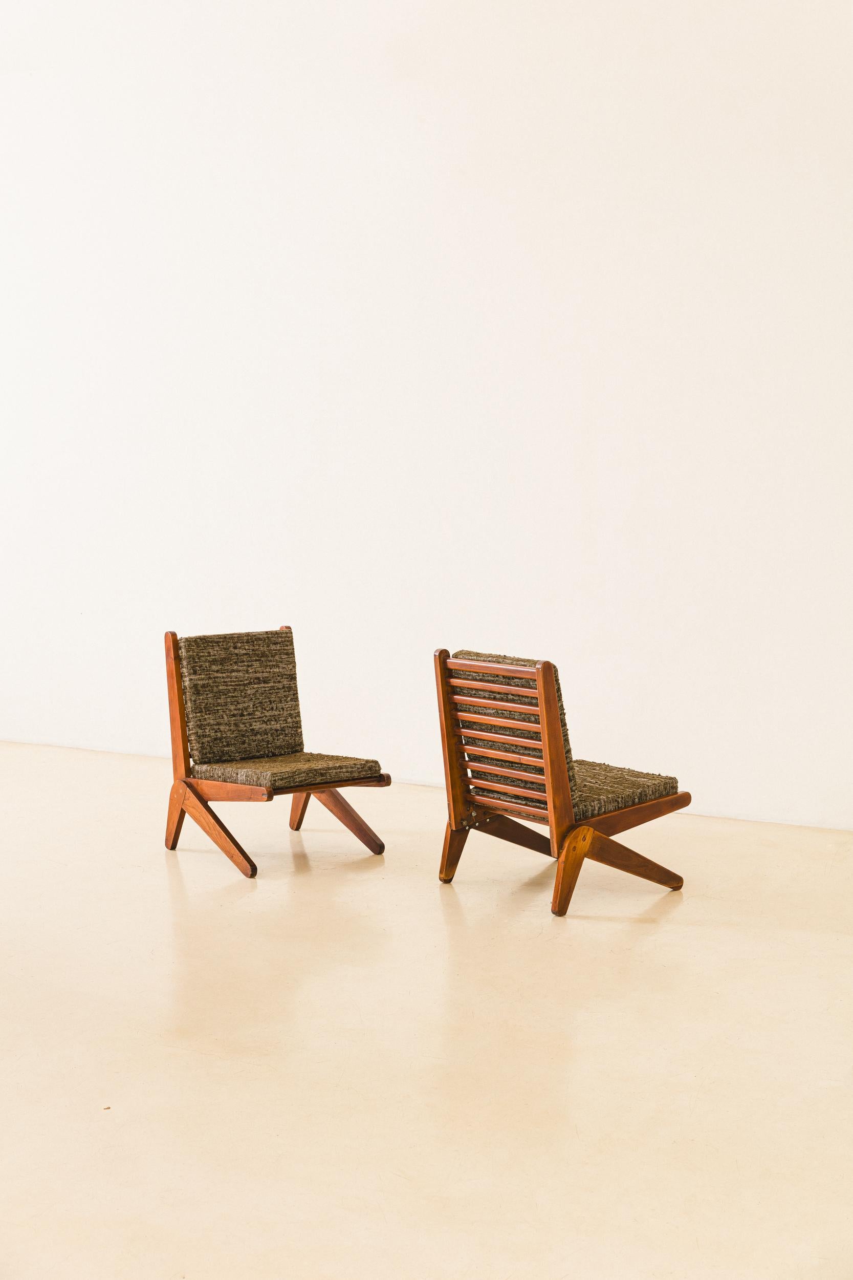 Solid Pau Marfim Lounge chairs, Unknown, 1950s, Brazilian Mid-century Modern In Good Condition For Sale In New York, NY