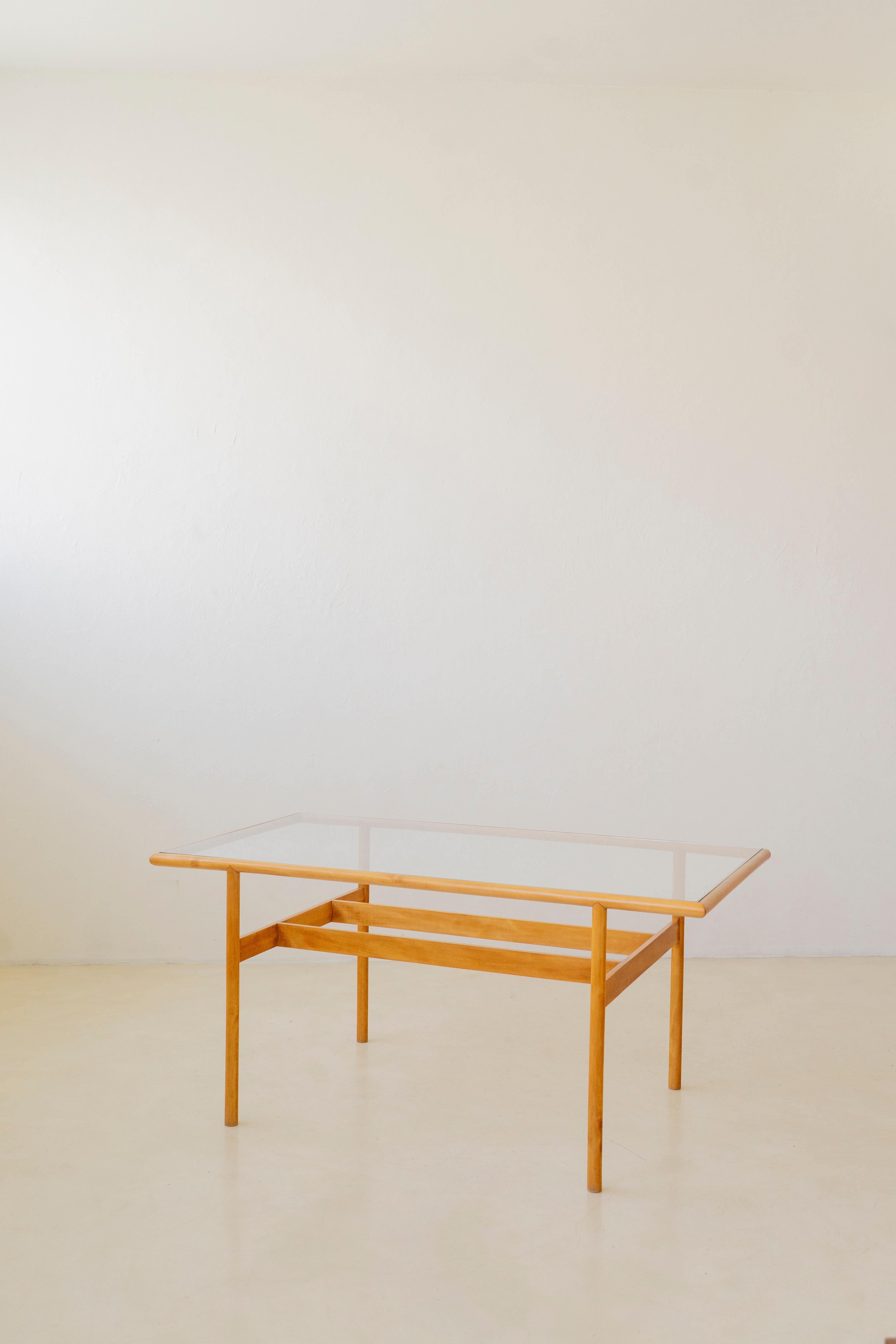 Estruturaler Tisch aus massivem Pau-Marfim-Holz von Joaquim Tenreiro, brasilianisches Design (Brasilianisch) im Angebot
