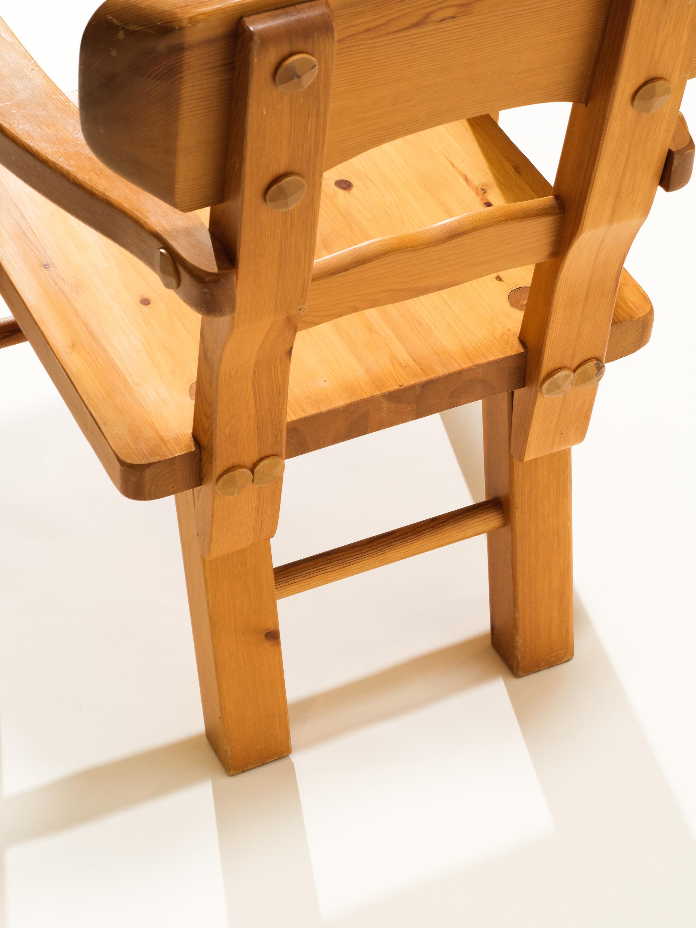 Solid Pine Armchair by Vemdalia, Sweden, 1970s For Sale 6