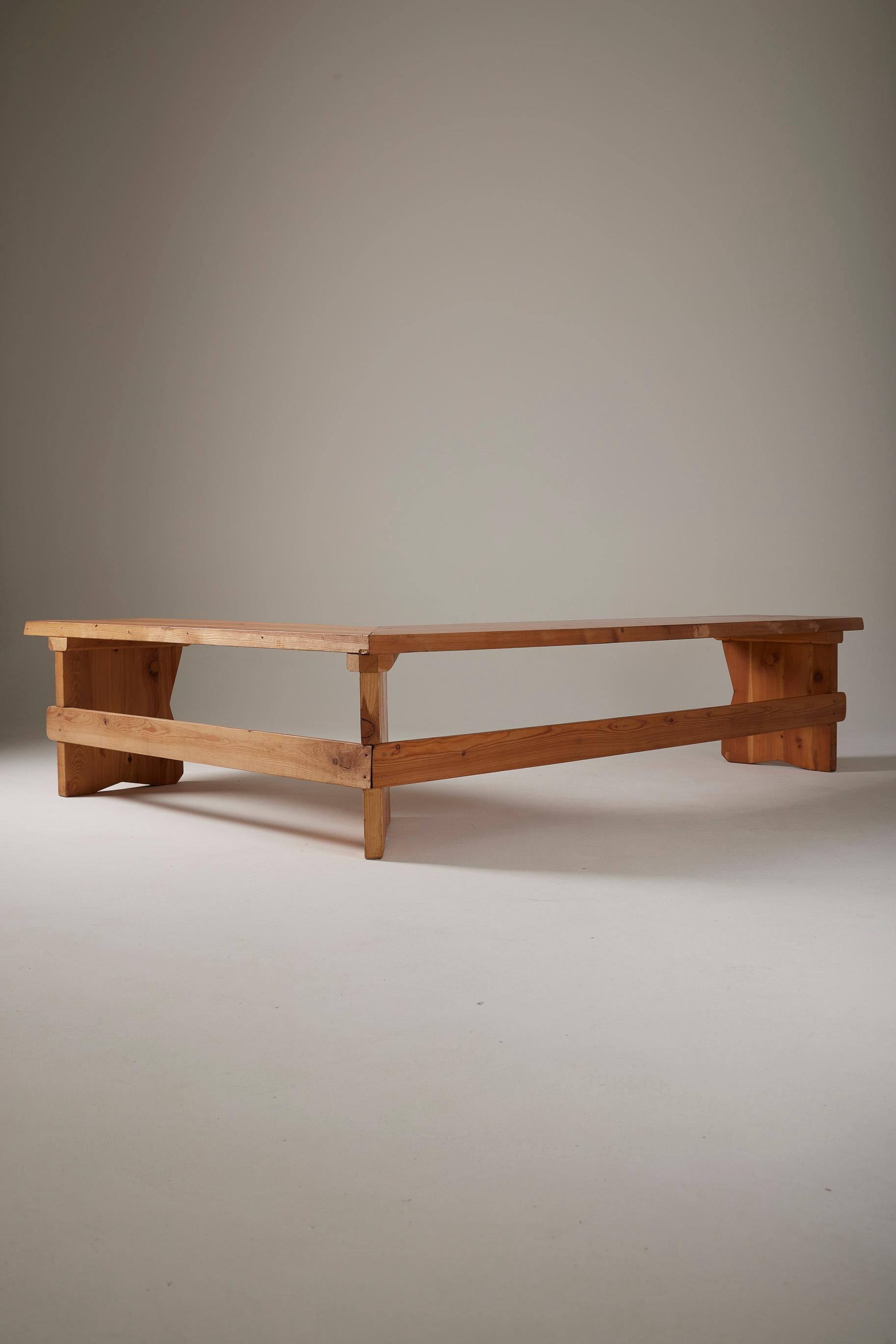 Solid pine bench 8