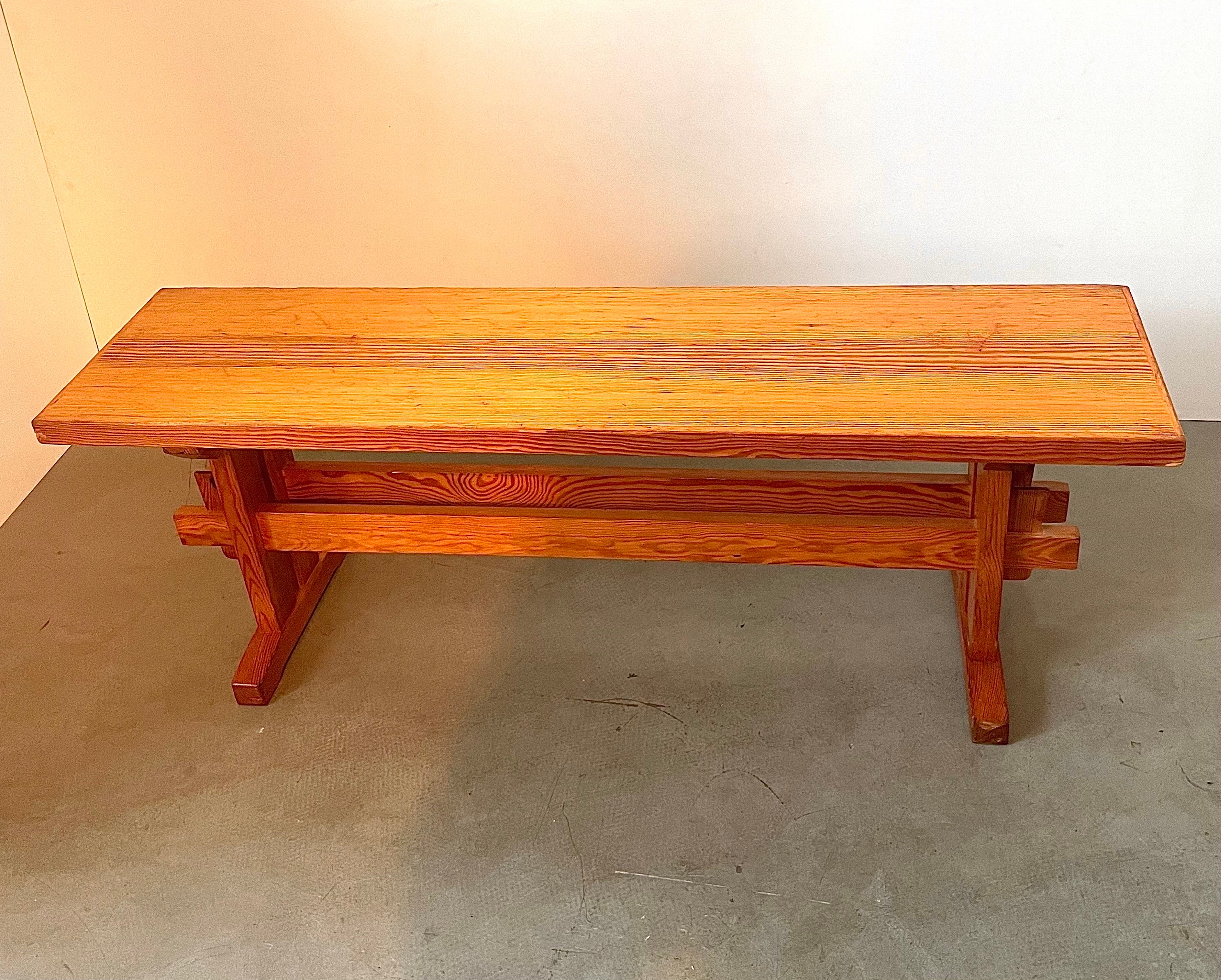 Handcrafted Charlotte Perriand style seating bench, 3 seat in a beautiful clear wood grain pattern pine wood. The finishing and detailing of the bench is really amazing; notice the wonderful multiple angle wood cutting, the double lower crossbars