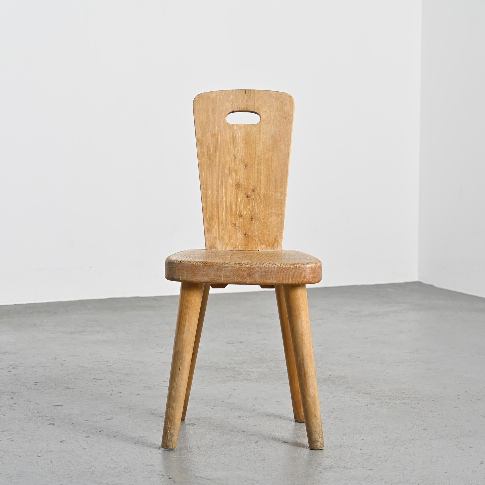 Solid Pine Chair by Christian Durupt, Meribel 1960 In Good Condition For Sale In VILLEURBANNE, FR