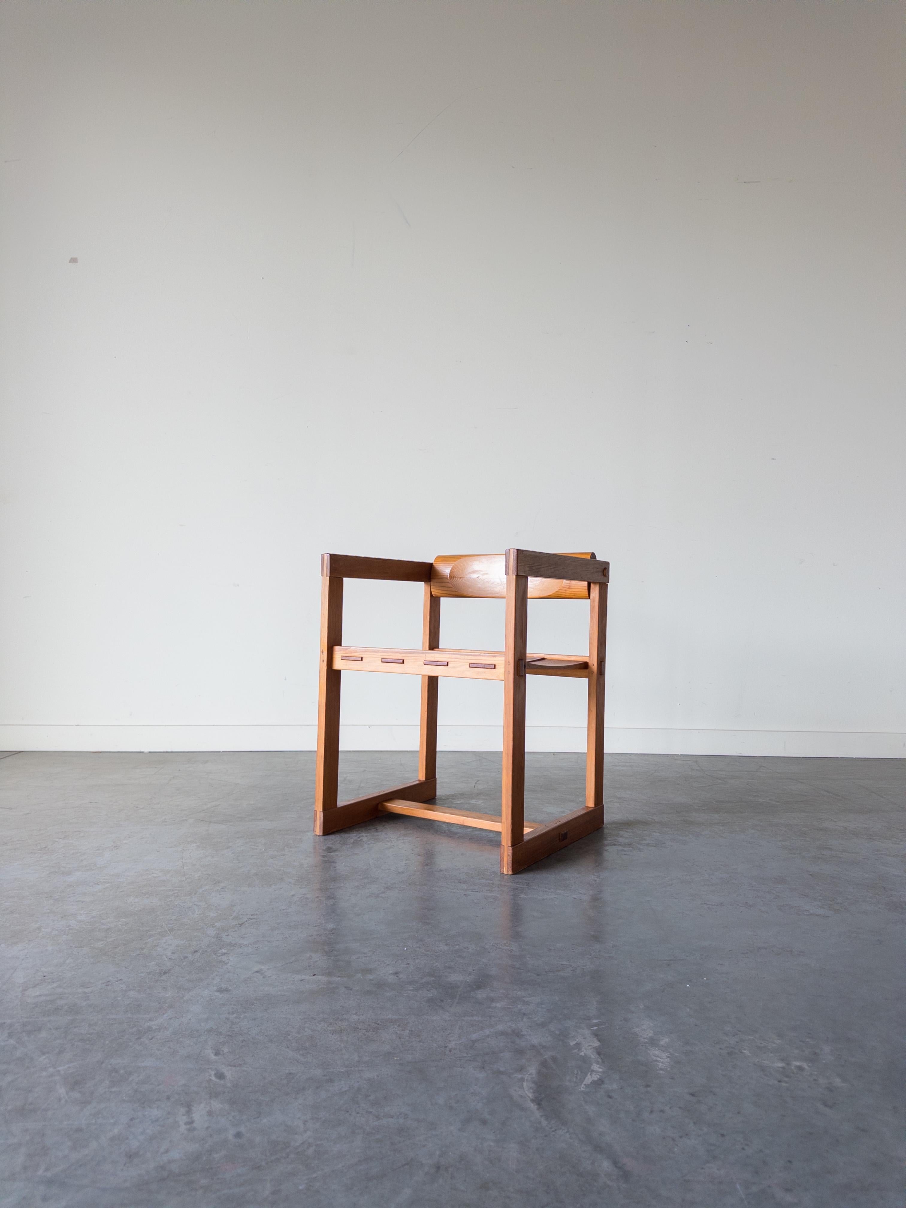 Scandinavian Modern Solid Pine Chair by Edvin Helseth for Trybo, 1966 For Sale