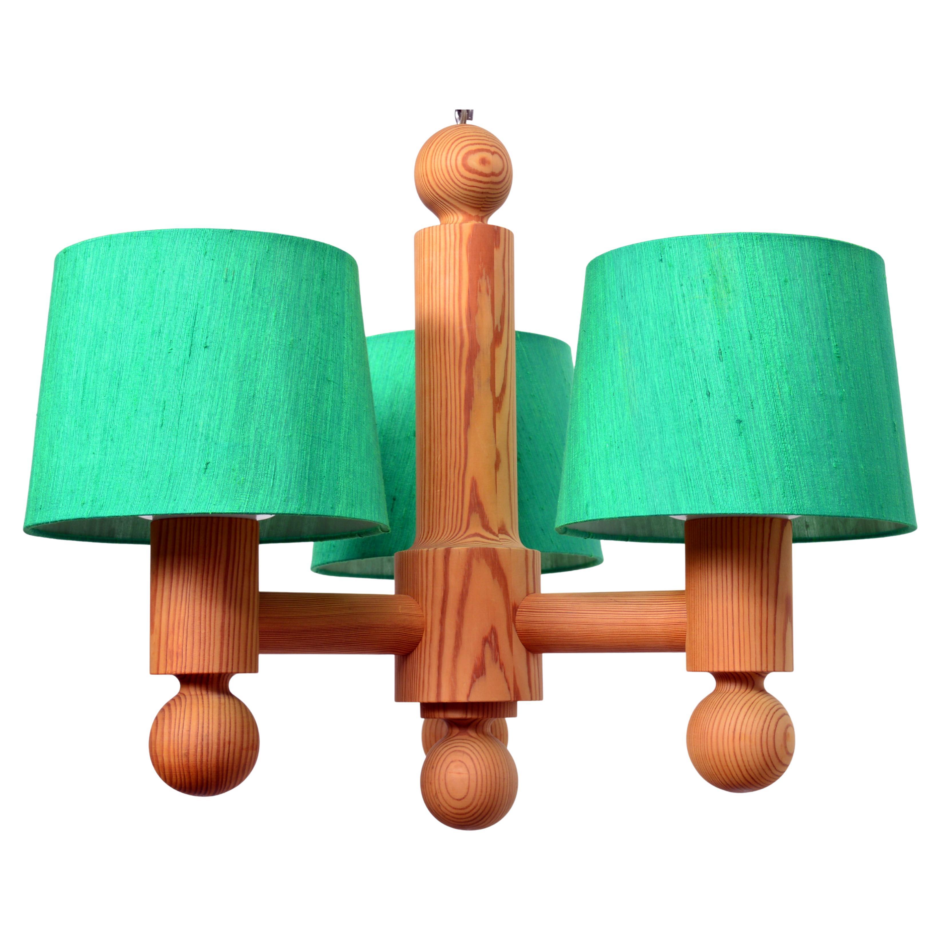 Il produttore svedese di illuminazione Luxus ha dato forma ad alcuni dei modelli ormai iconici che definiscono lo 