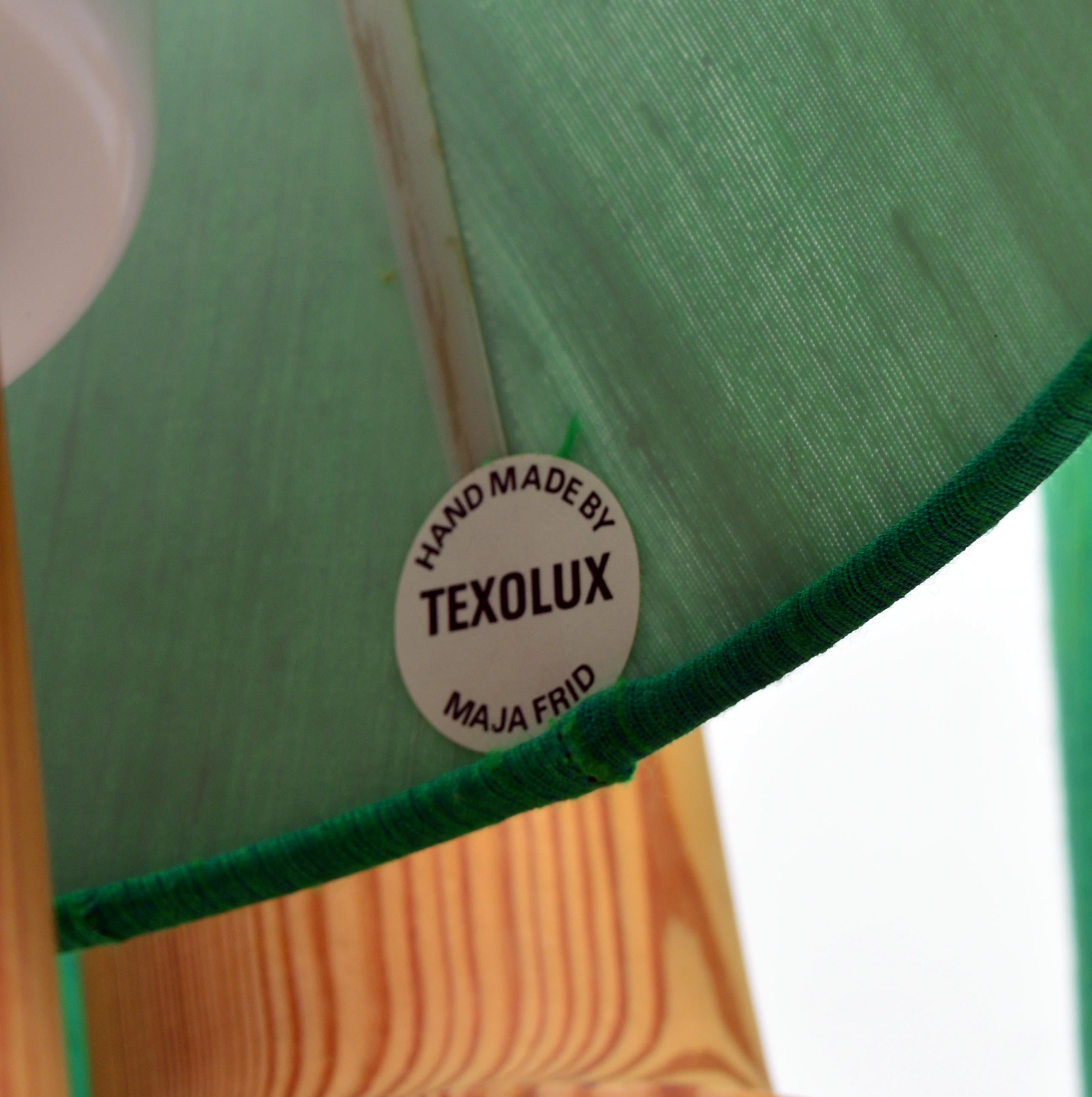 Lampadario in pino massiccio di Luxus Sweden con tre bracci, anni '60 in vendita 2