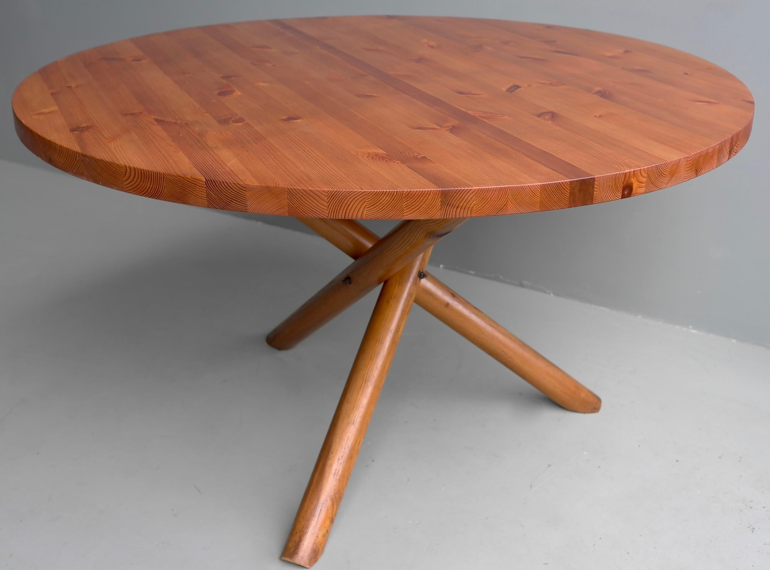 Mid-Century Modern Solid Pine Cross Based Round Table in Style of Pierre Chapo, France 1960s