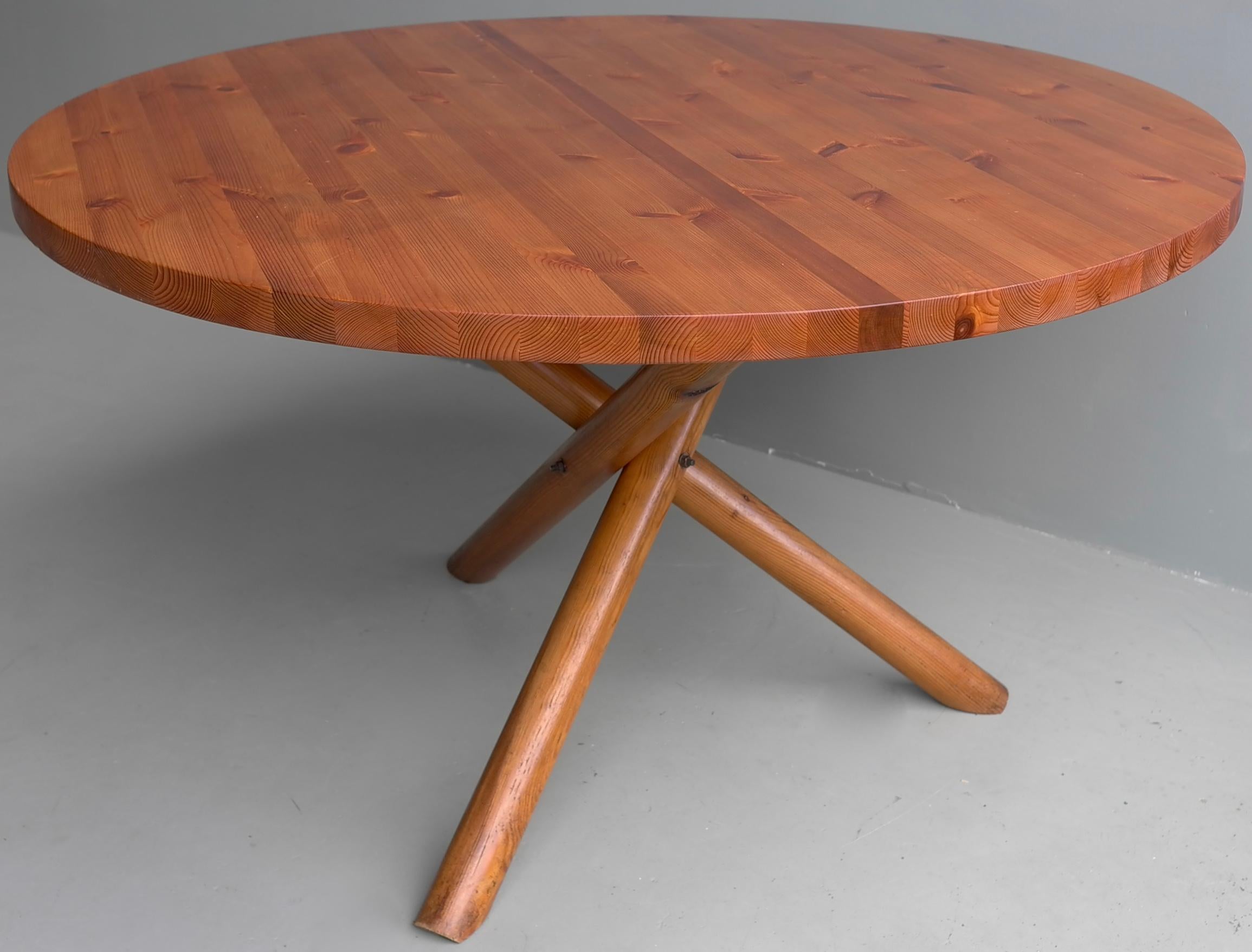 Solid Pine Cross Based Round Table in Style of Pierre Chapo, France 1960s 3
