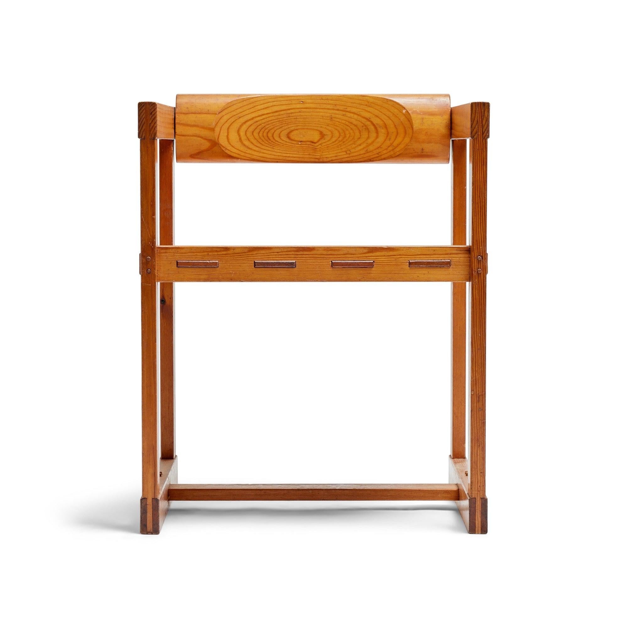 Schreibtischstuhl aus massivem Kiefernholz von Edvin Helseth für Trybo, 1966 (Norwegisch) im Angebot
