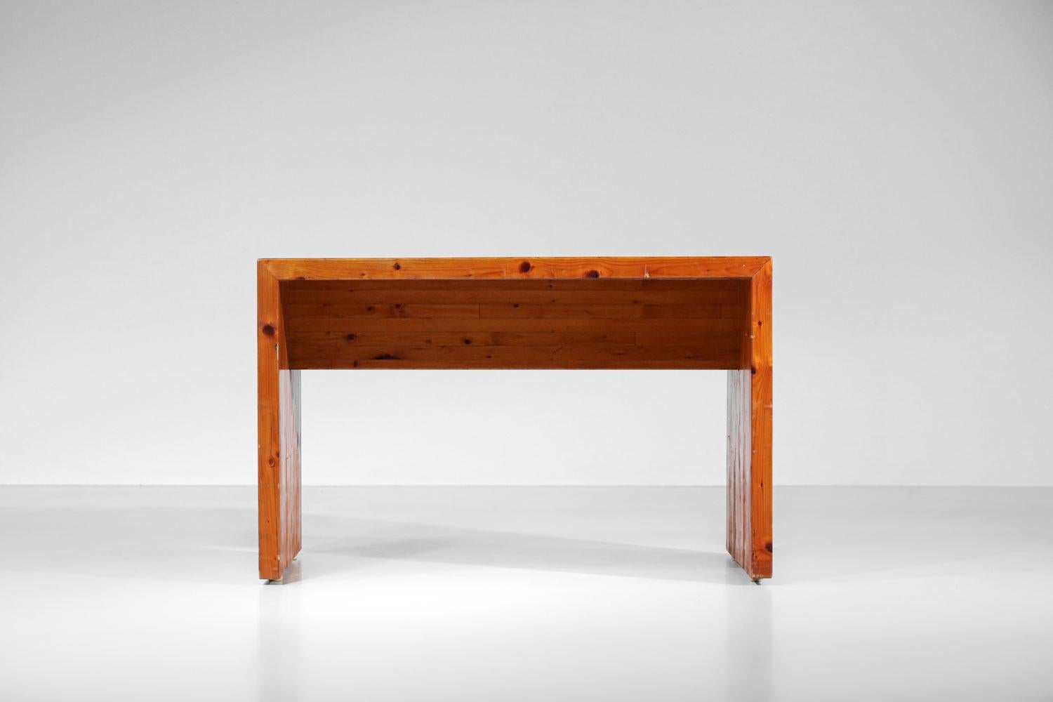 Solid pine desk from the 60's Charlotte Perriand style - G314 In Good Condition For Sale In Lyon, FR