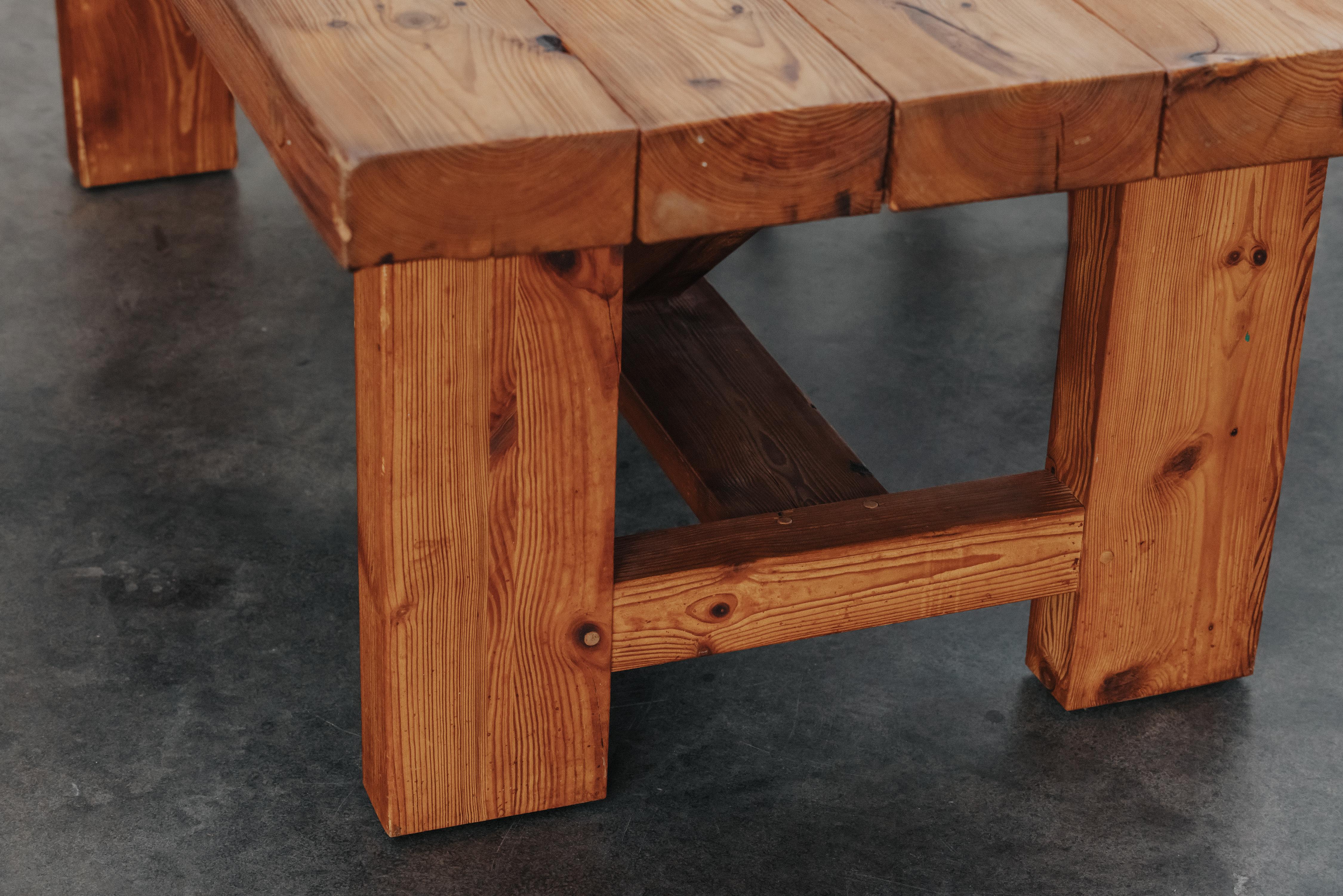 Européen Table de salle à manger en pin massif du Danemark, vers 1960 en vente