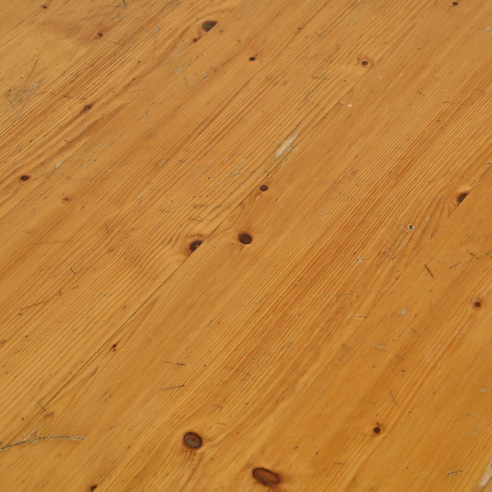 Solid Pine Dining Table, Les Arcs, France 1975 im Angebot 3