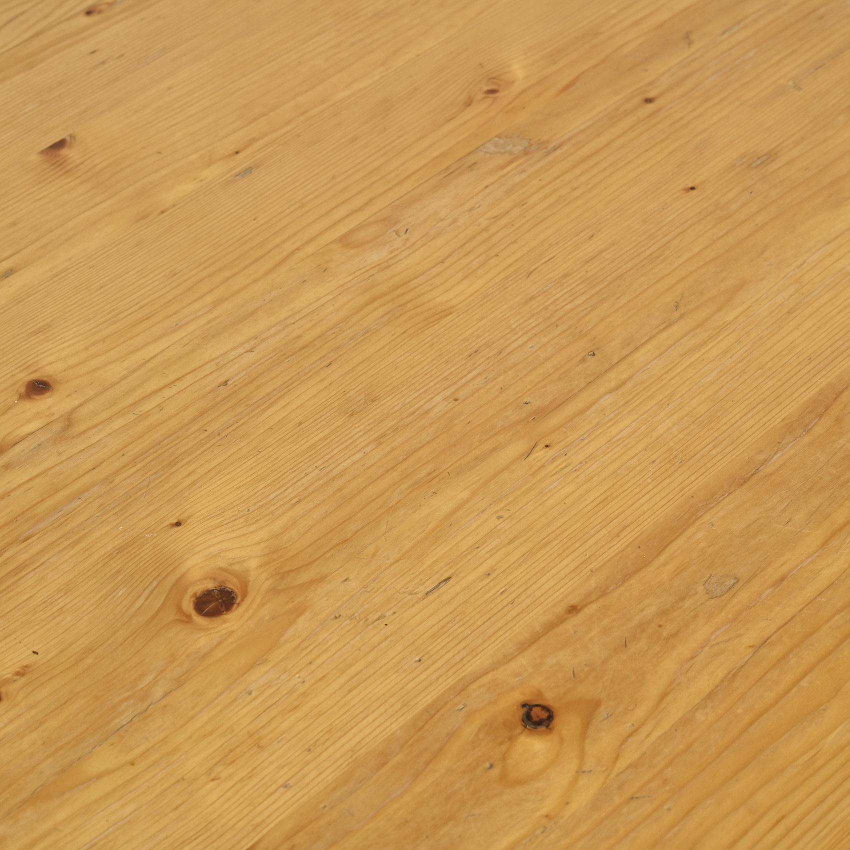 Solid Pine Dining Table, Les Arcs, France 1975 im Angebot 4