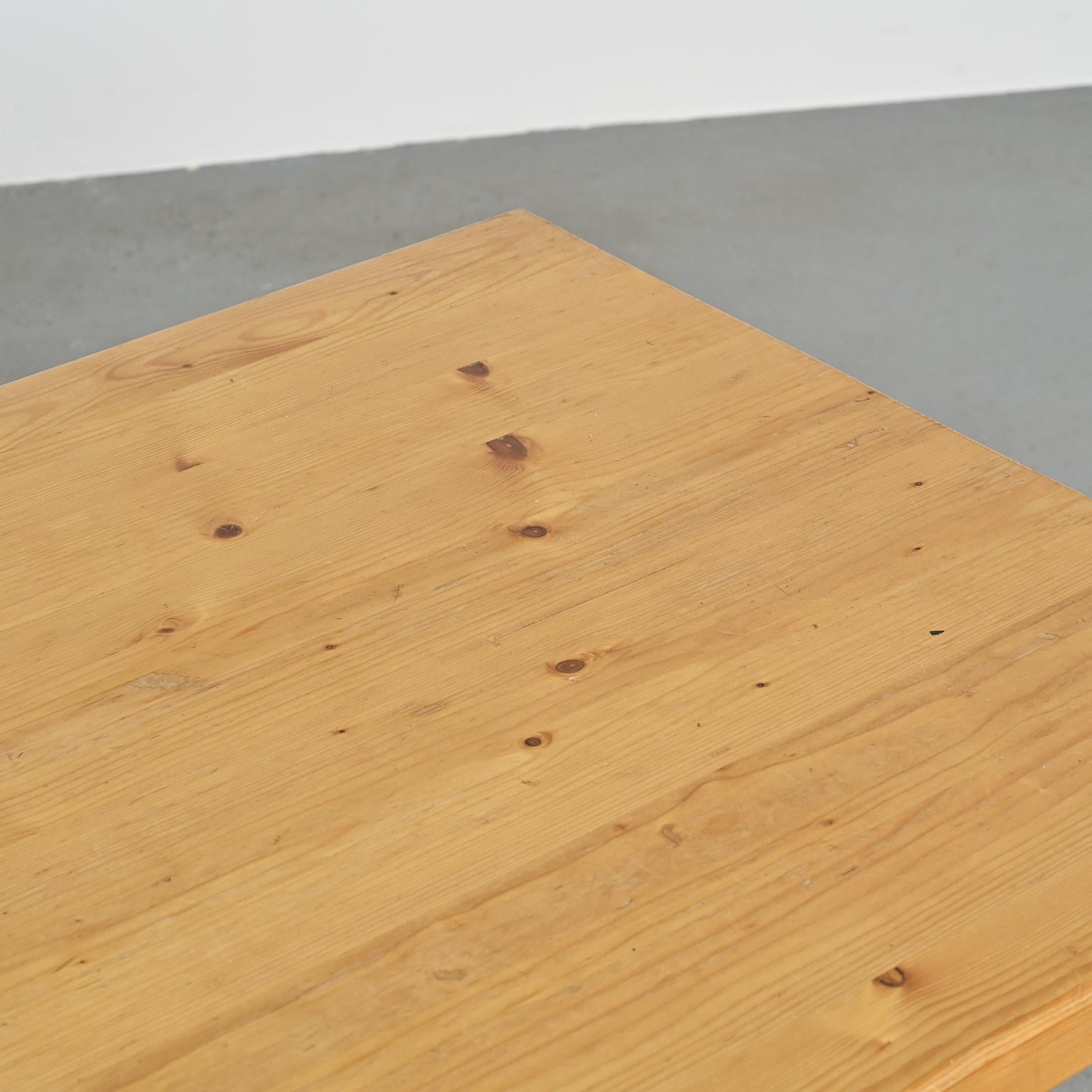 Solid Pine Dining Table, Les Arcs, France 1975 im Angebot 5