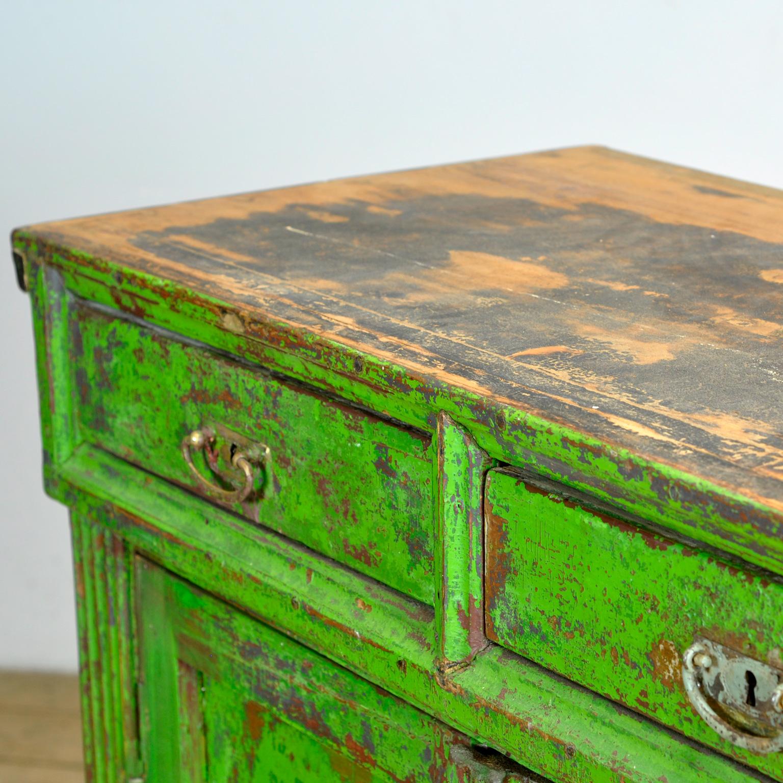 Solid Pine Dresser, 1910’s For Sale 4