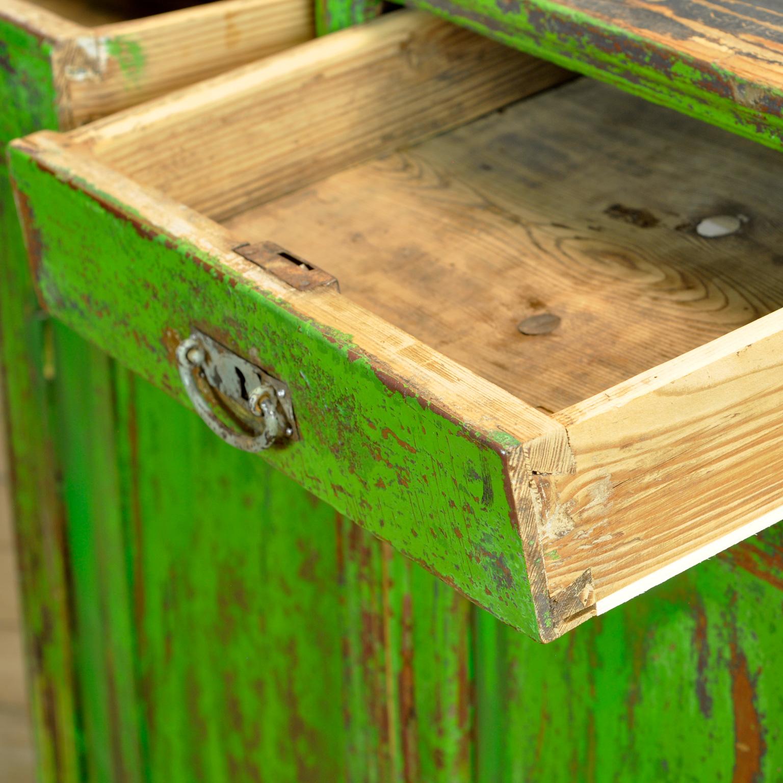 Solid Pine Dresser, 1910’s For Sale 2