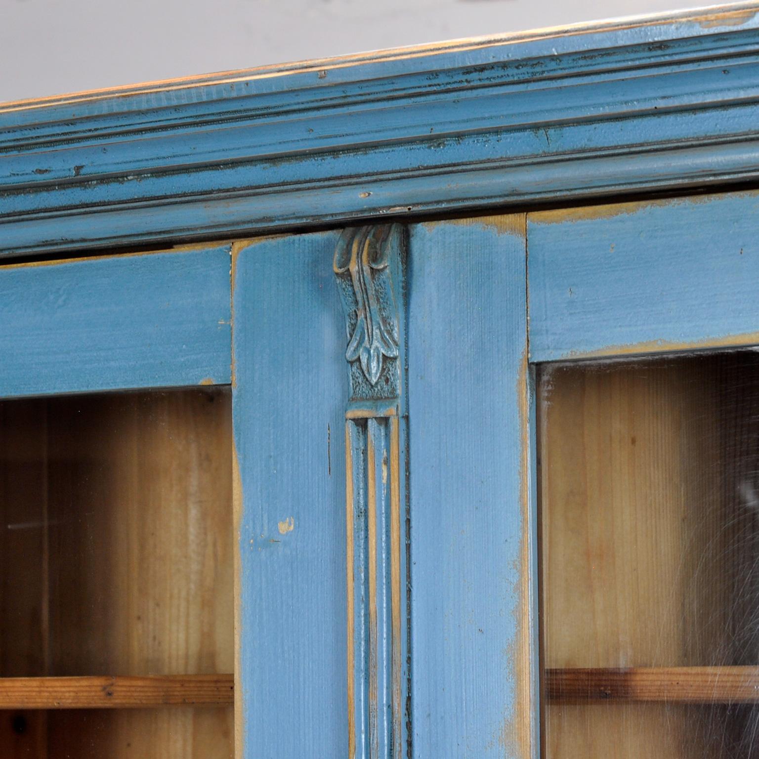 Armoire de cuisine en pin massif, années 1900 en vente 2